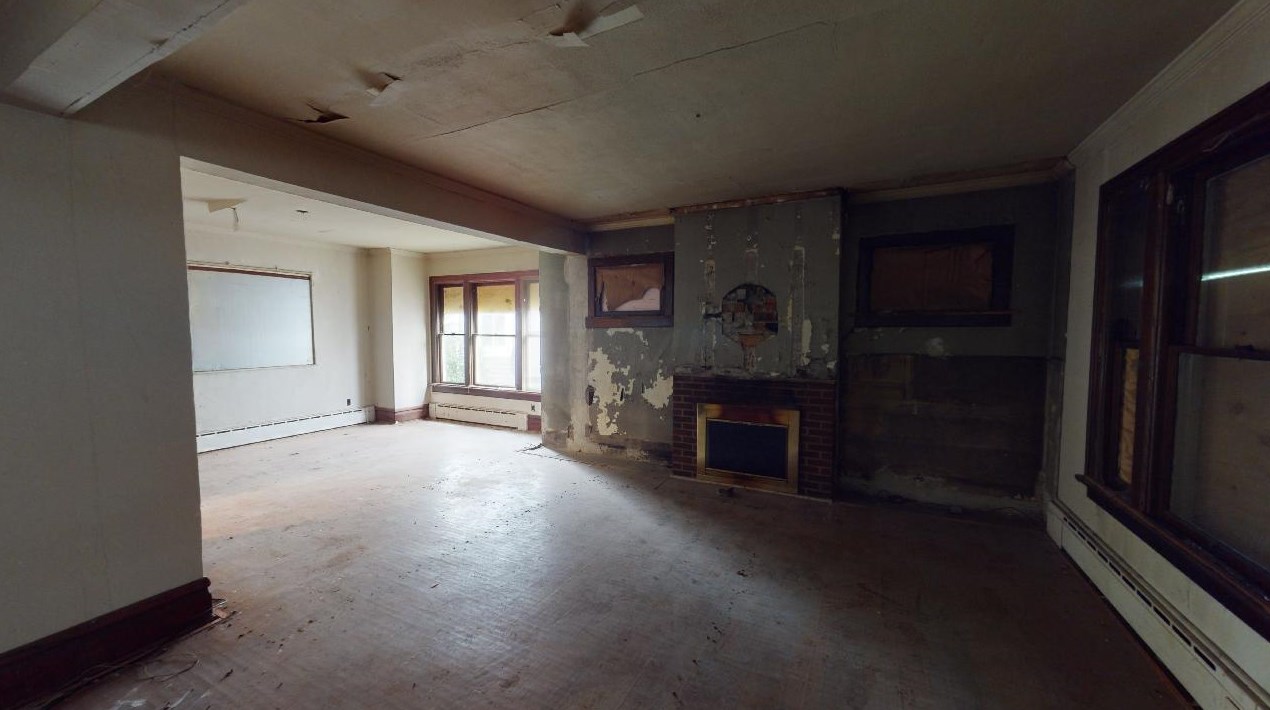 2494 4th St, Columbus OH 43202-2743 exterior