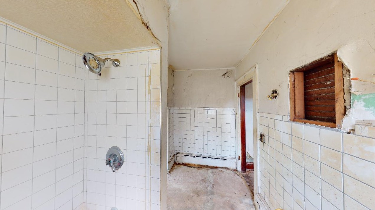 2494 4th St, Columbus OH 43202-2743 exterior