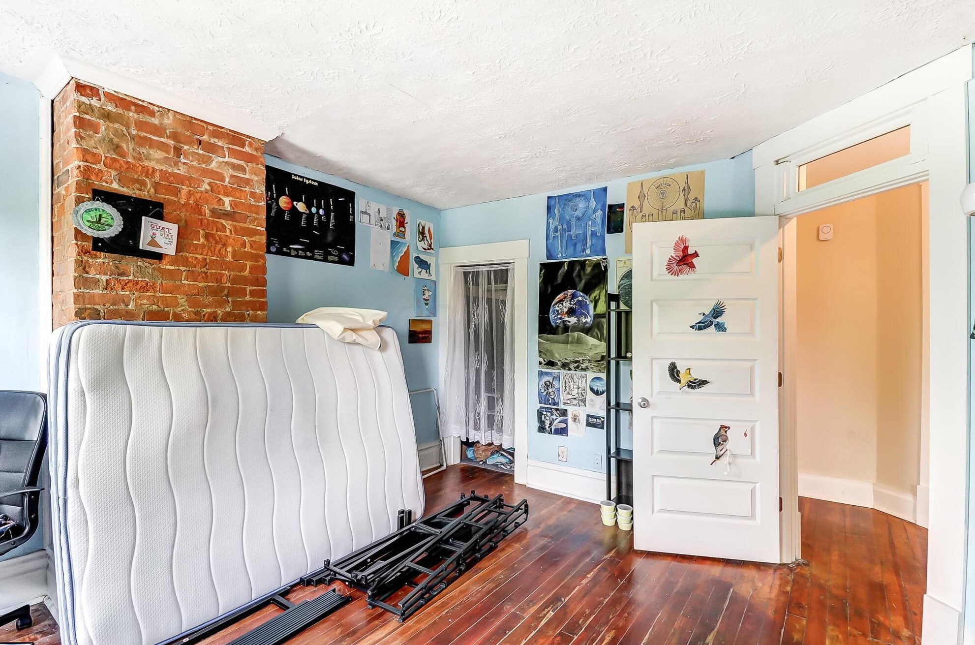 1470 Summit St, Columbus OH  43201-2106 exterior