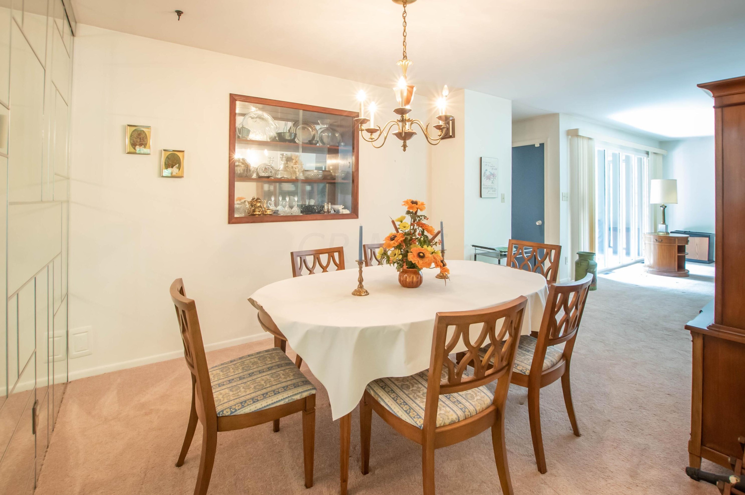 4376 Dublin Rd, Columbus OH 43221-5001 exterior