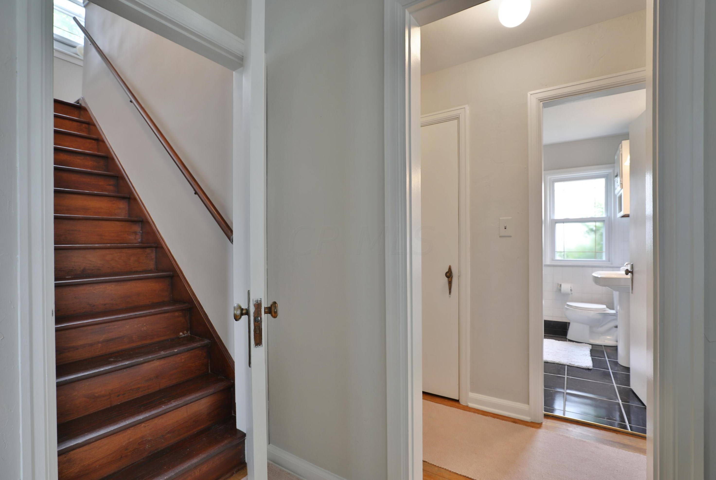 543 Richards Rd, Columbus OH 43214-3749 exterior