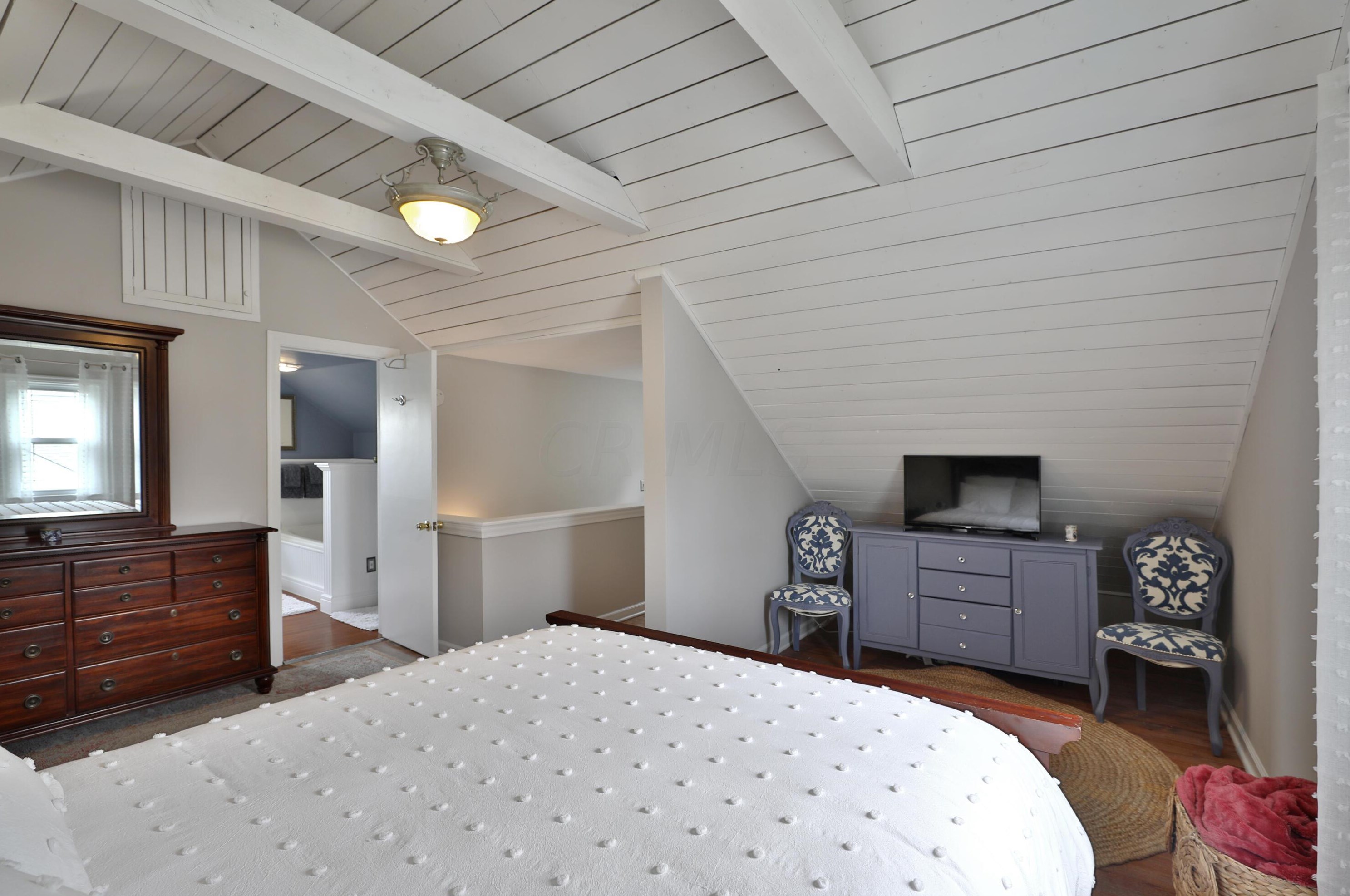 543 Richards Rd, Columbus OH 43214-3749 exterior