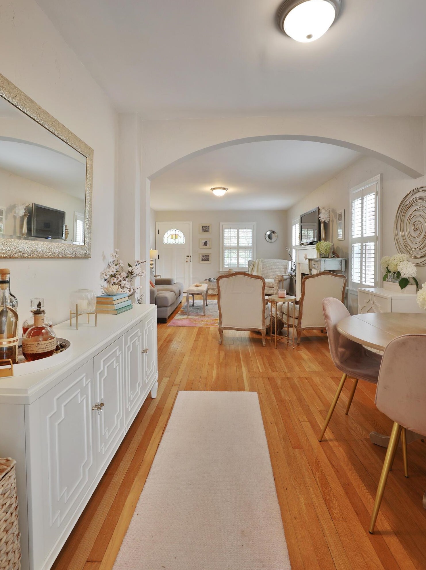 543 Richards Rd, Columbus OH 43214-3749 exterior