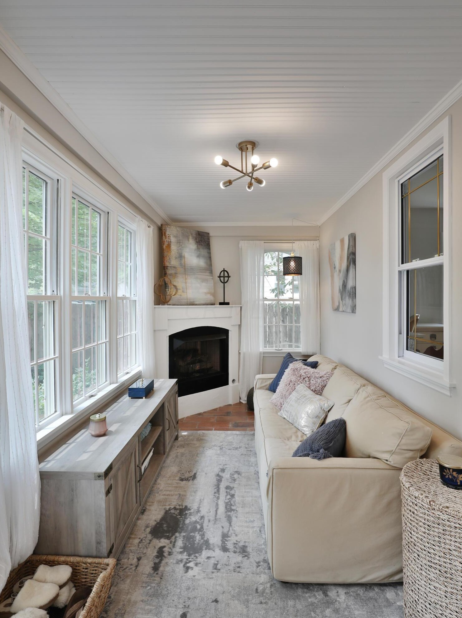 543 Richards Rd, Columbus OH 43214-3749 exterior