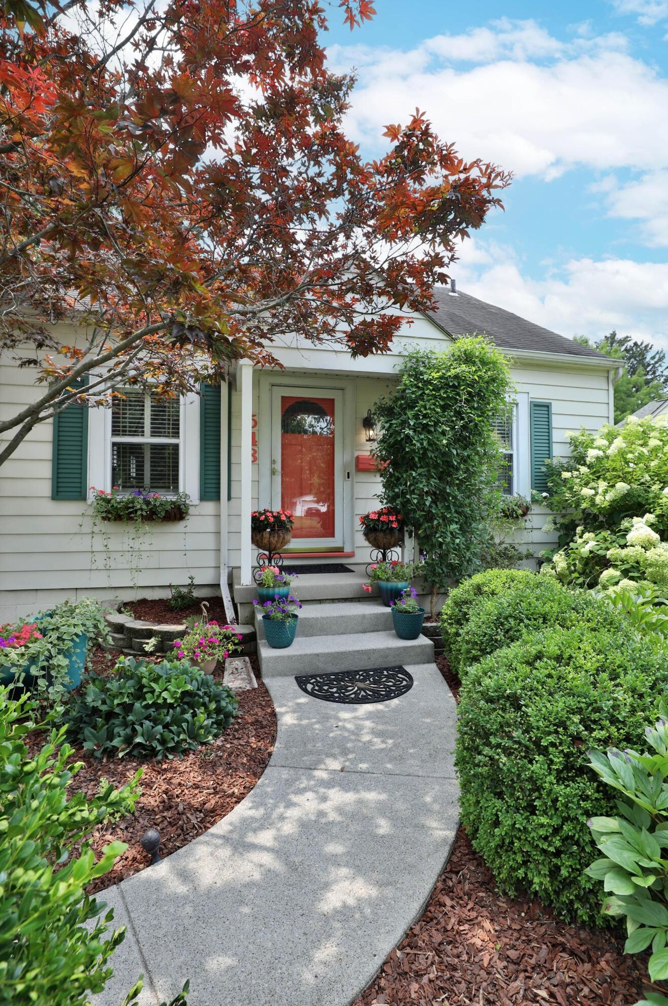 543 Richards Rd, Columbus OH 43214-3749 exterior