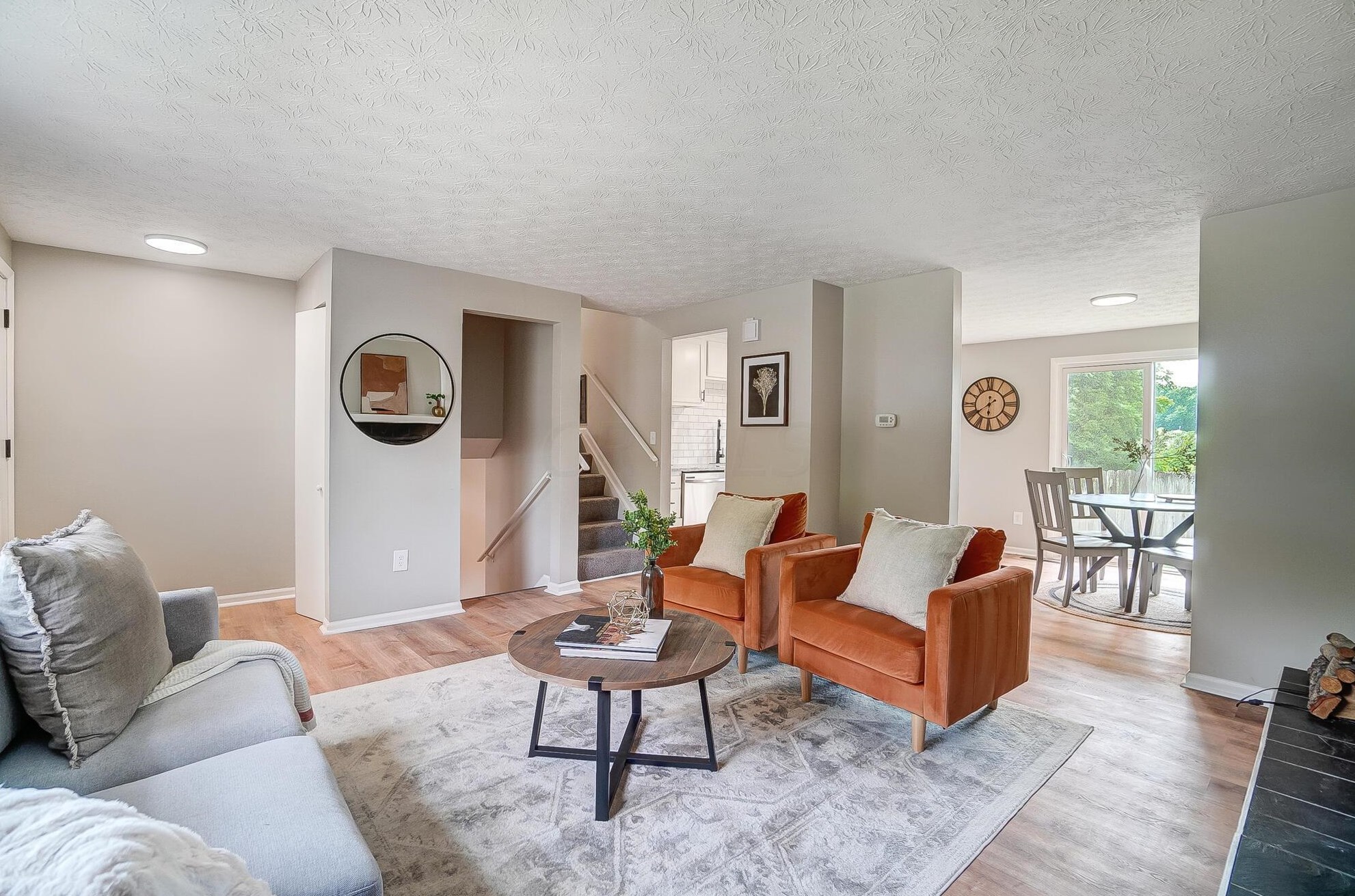 3137 Sandridge Ave, Columbus OH 43224-1847 exterior