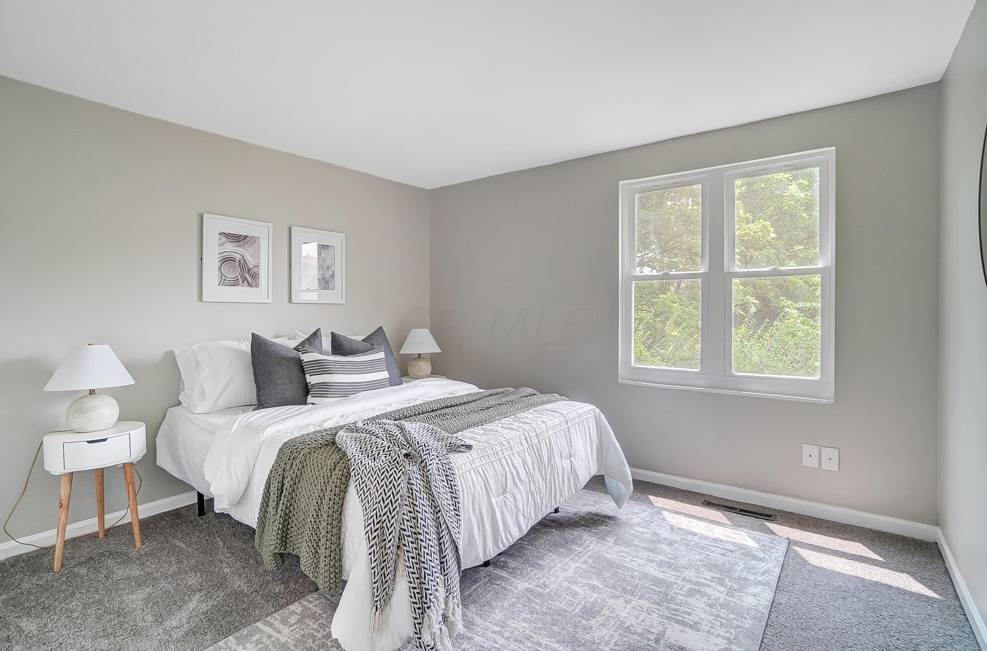 3137 Sandridge Ave, Columbus OH 43224-1847 exterior