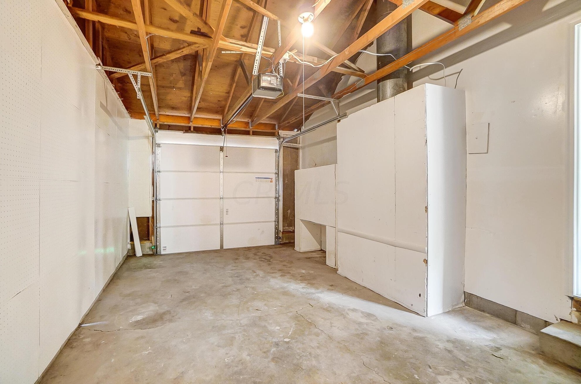 3137 Sandridge Ave, Columbus OH 43224-1847 exterior