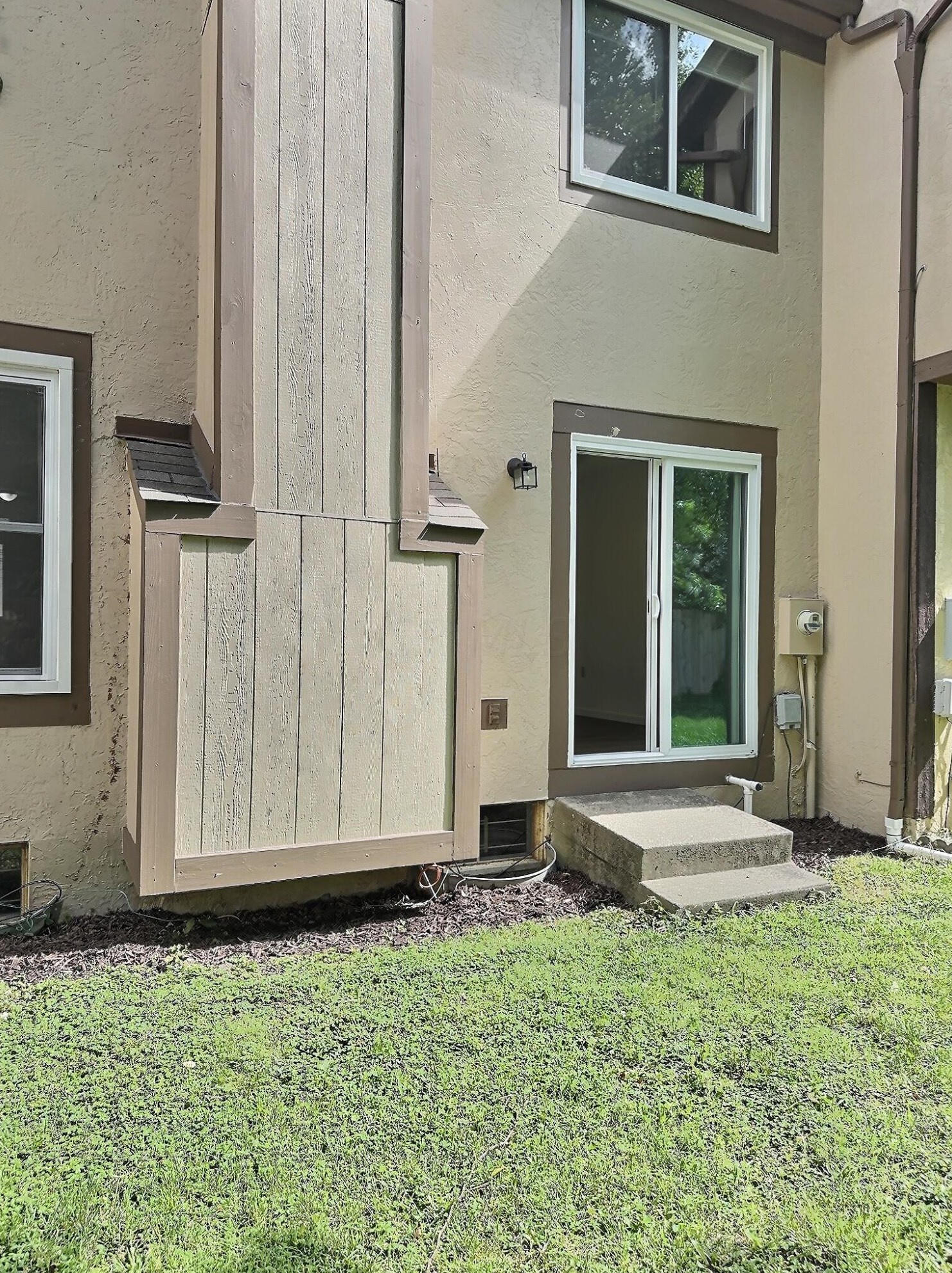 875 Tamara Dr, Columbus OH 43230-3273 exterior