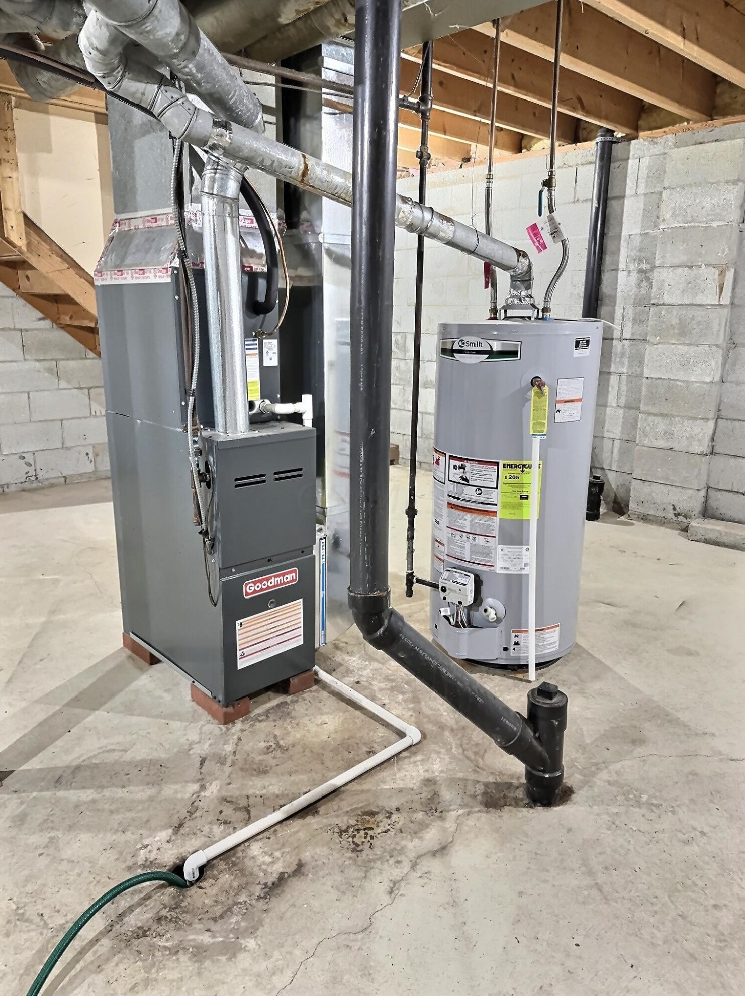 875 Tamara Dr, Columbus OH 43230-3273 exterior