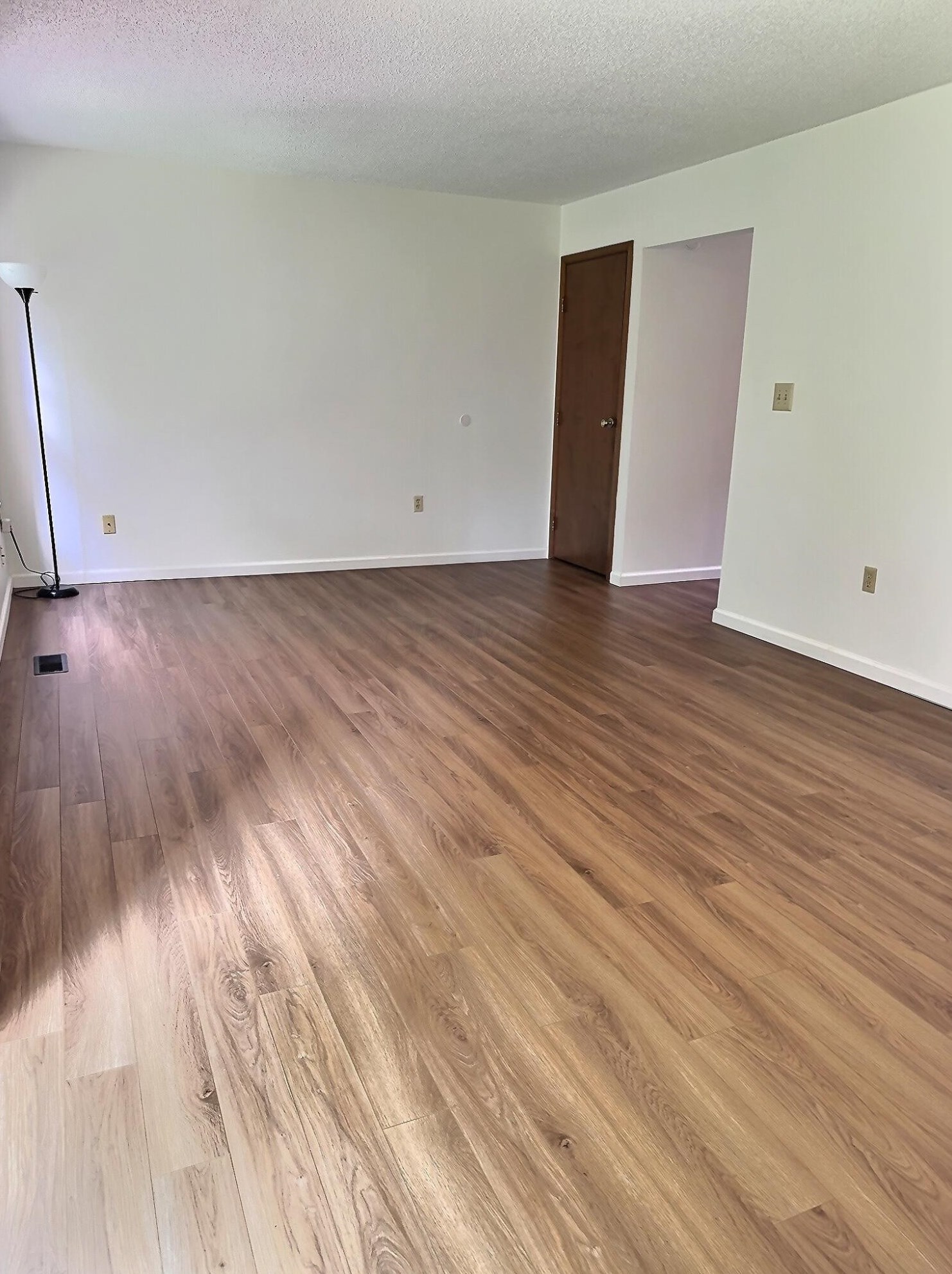 875 Tamara Dr, Columbus OH 43230-3273 exterior