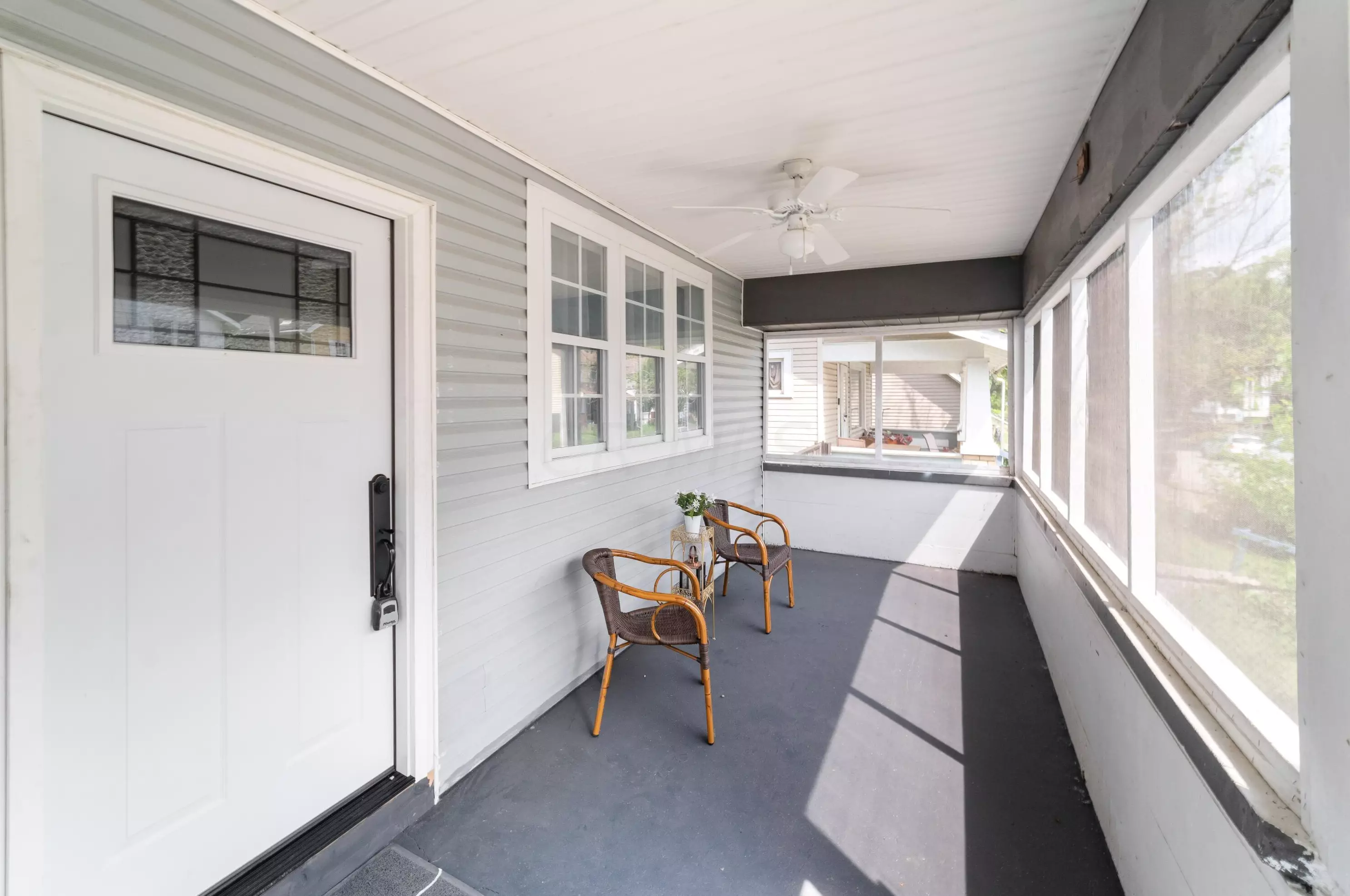 205 Oakley Ave, Columbus OH  43204-3218 exterior