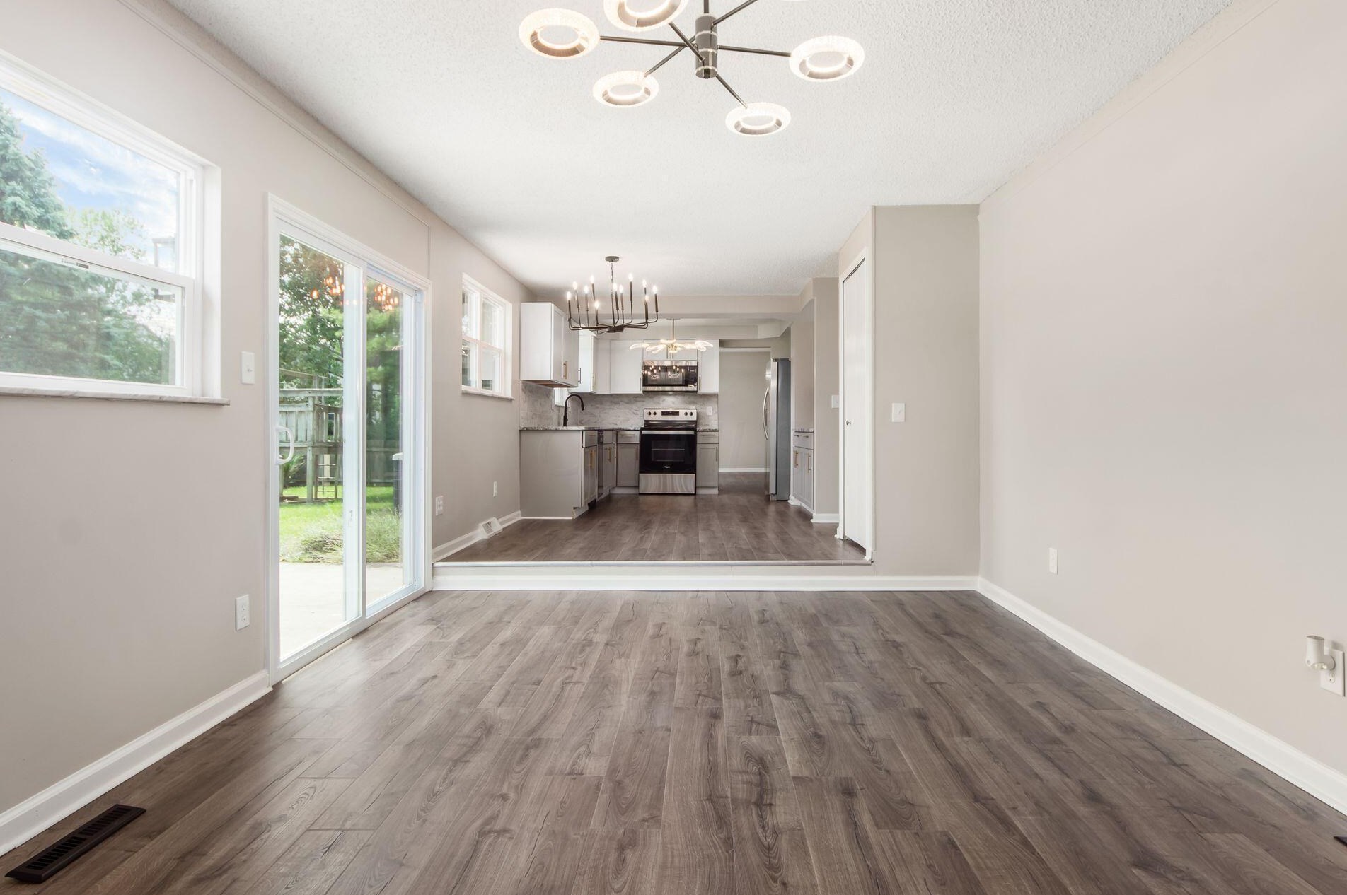 260 Helmbright Dr, Columbus OH  43230-3236 exterior