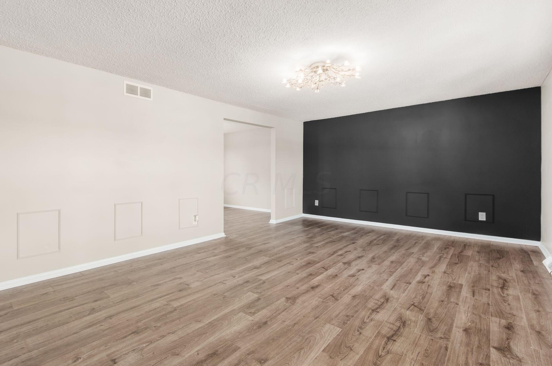 260 Helmbright Dr, Columbus OH  43230-3236 exterior