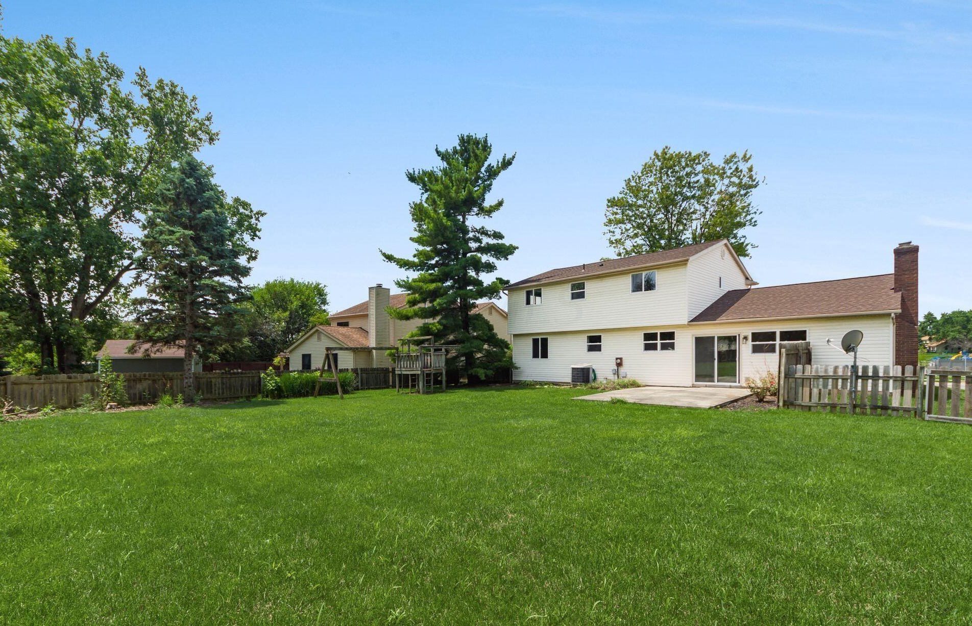 260 Helmbright Dr, Columbus OH  43230-3236 exterior