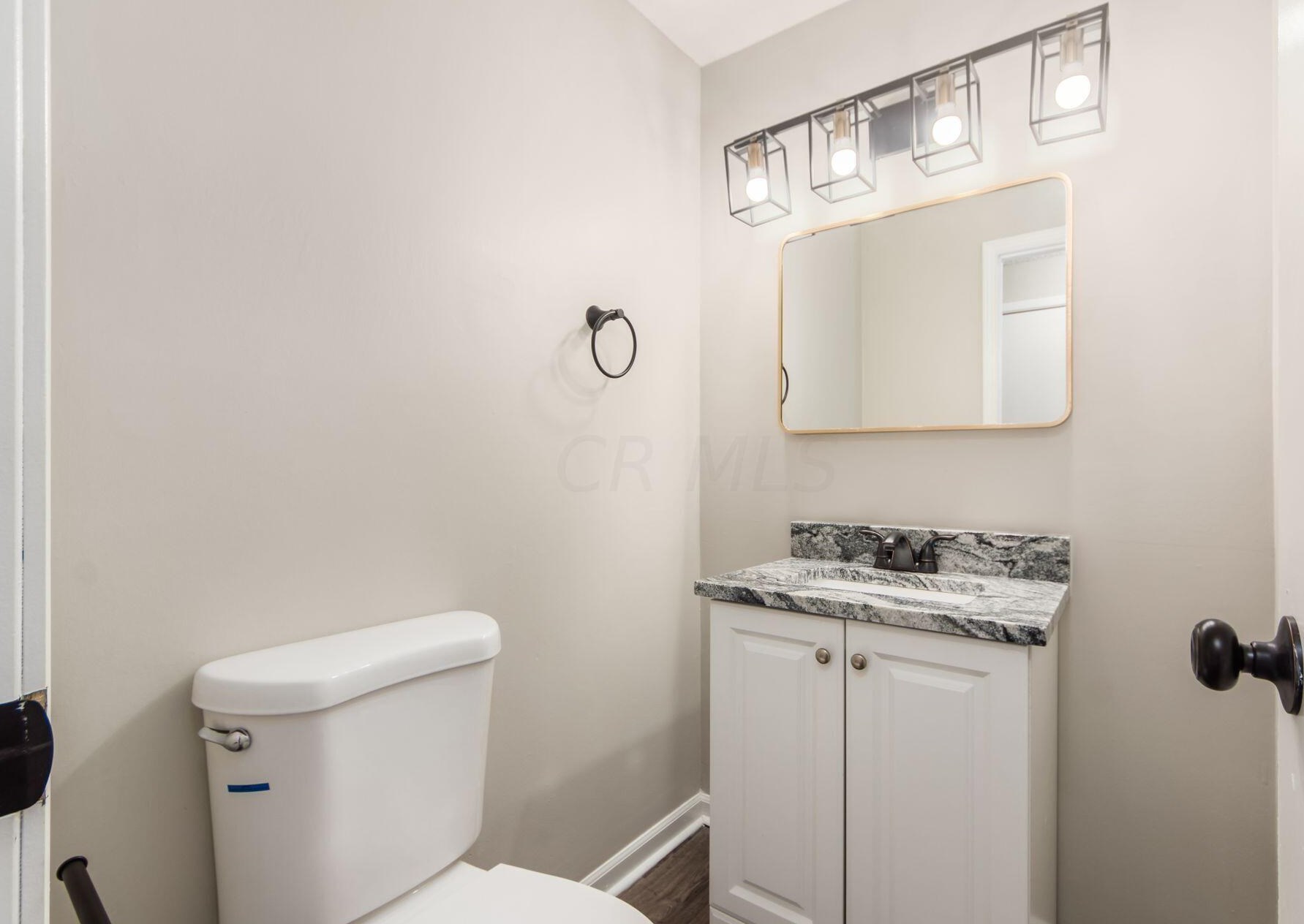 260 Helmbright Dr, Columbus OH  43230-3236 exterior