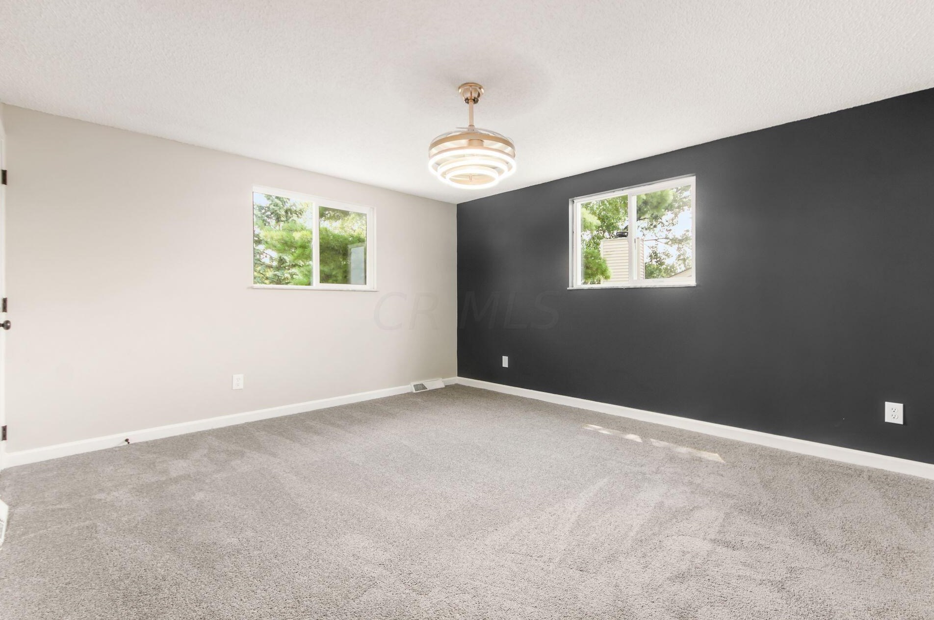 260 Helmbright Dr, Columbus OH  43230-3236 exterior