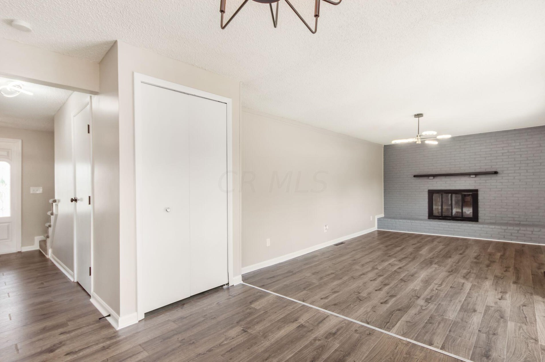 260 Helmbright Dr, Columbus OH  43230-3236 exterior