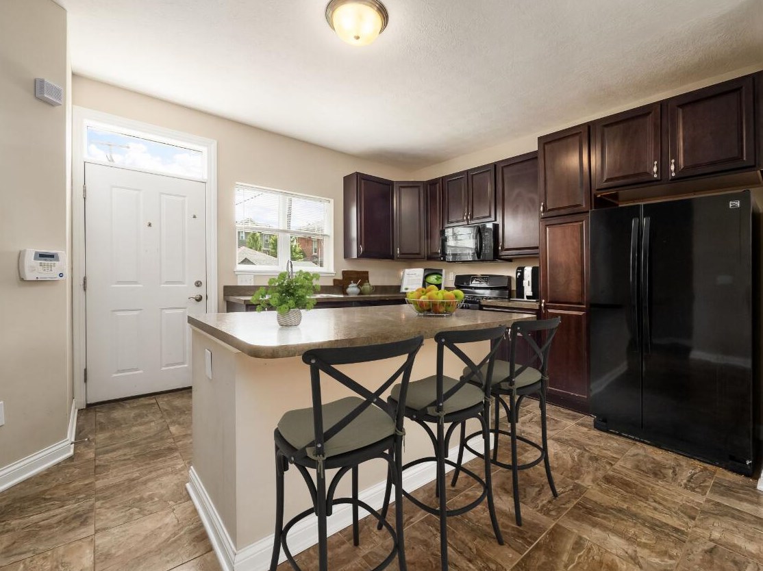 156 20 St, Columbus OH 43203-1902 exterior