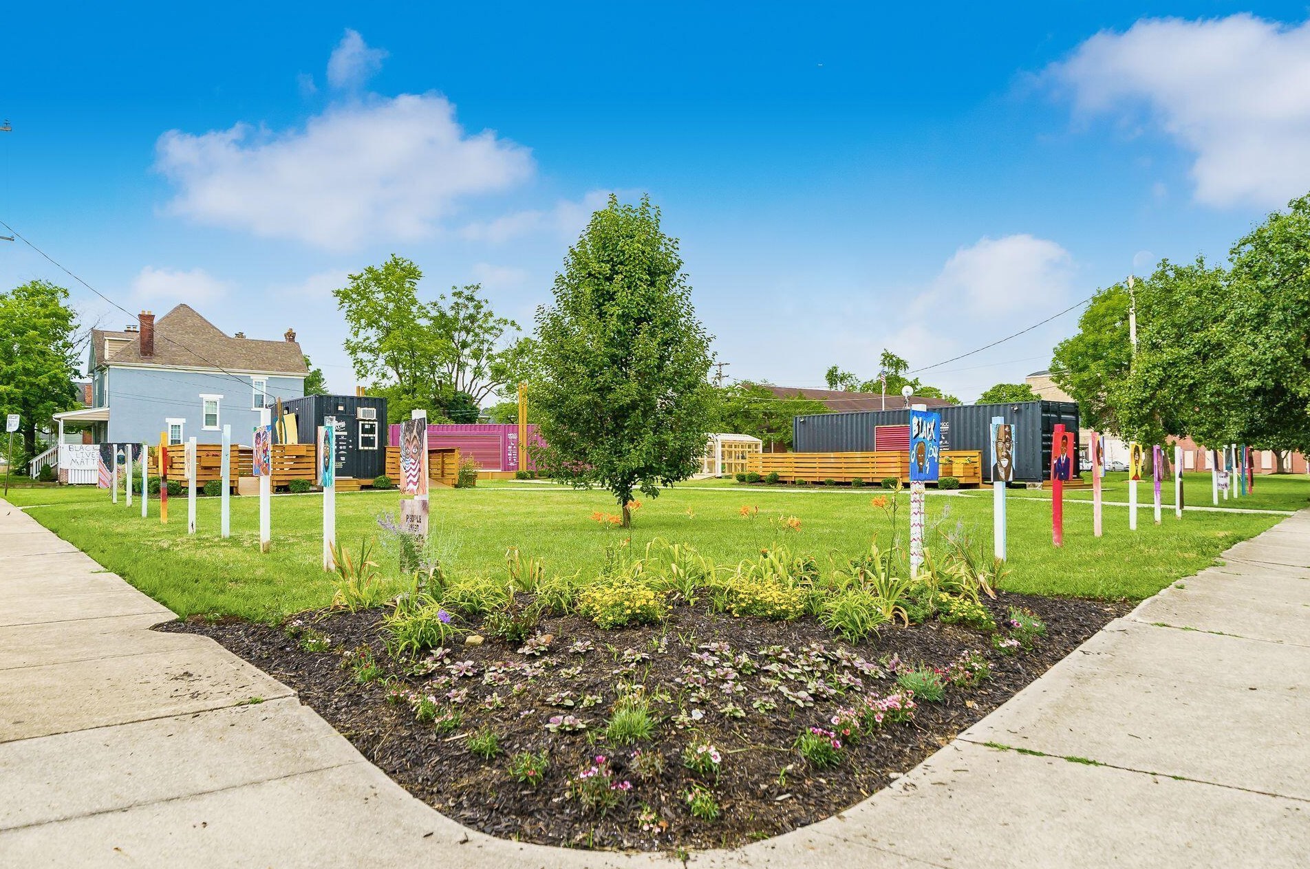 156 20 St, Columbus OH 43203-1902 exterior