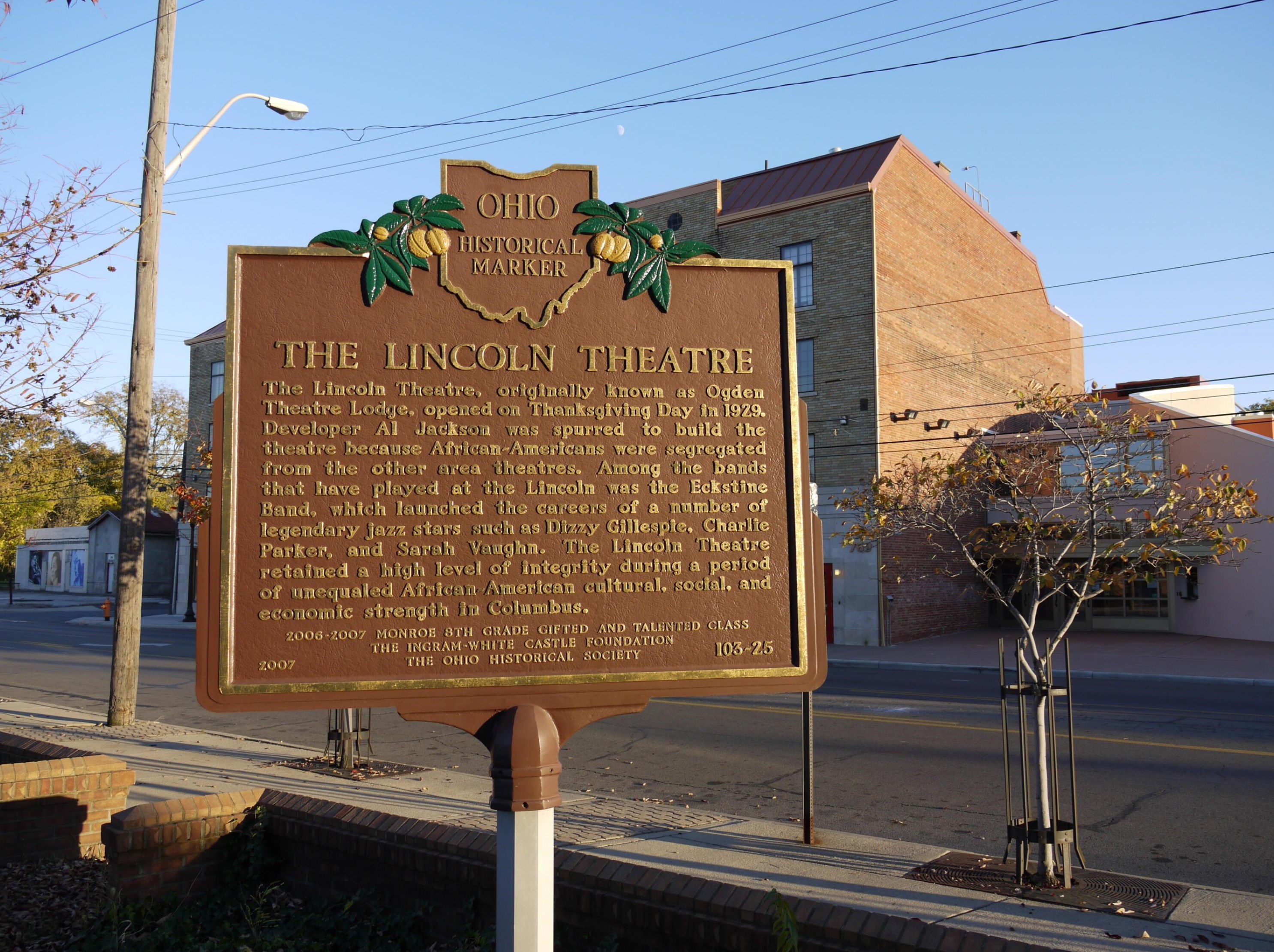 156 20 St, Columbus OH 43203-1902 exterior