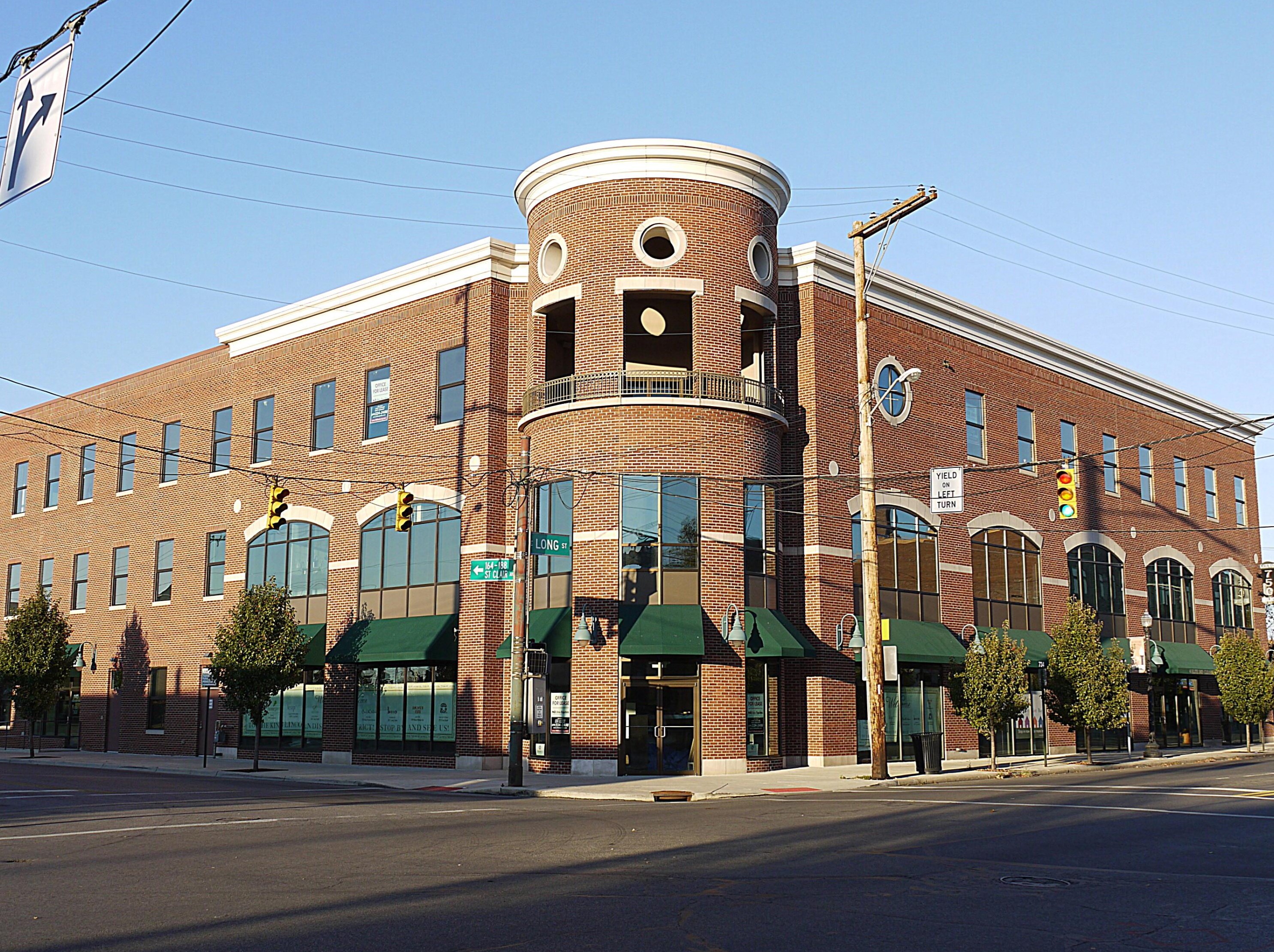 156 20 St, Columbus OH 43203-1902 exterior