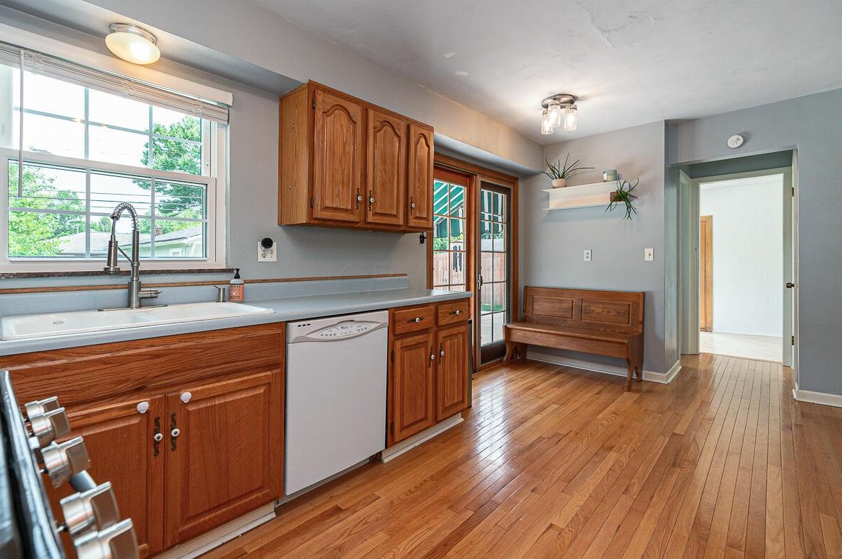 4408 Marland Dr, Columbus OH 43224-1923 exterior