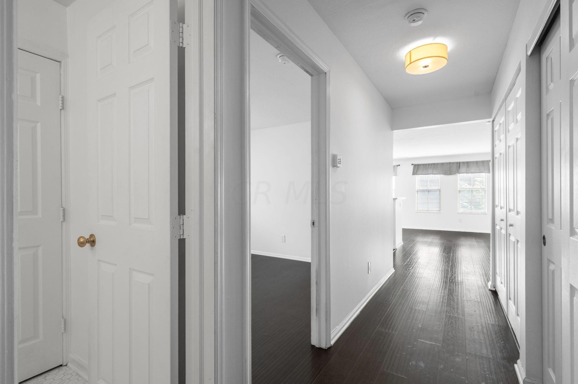 3 Lincoln St, Columbus OH  43215-1673 exterior