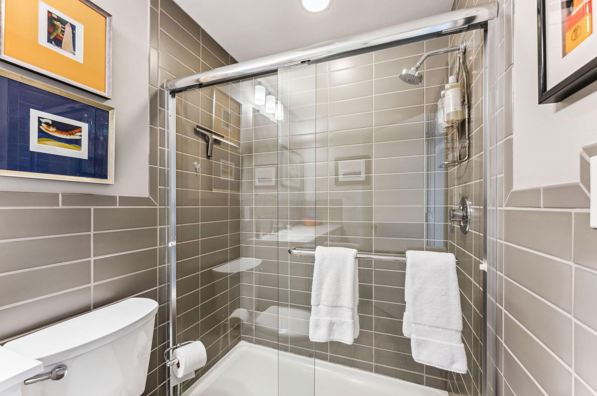 393 Library Park Ct, Columbus OH exterior