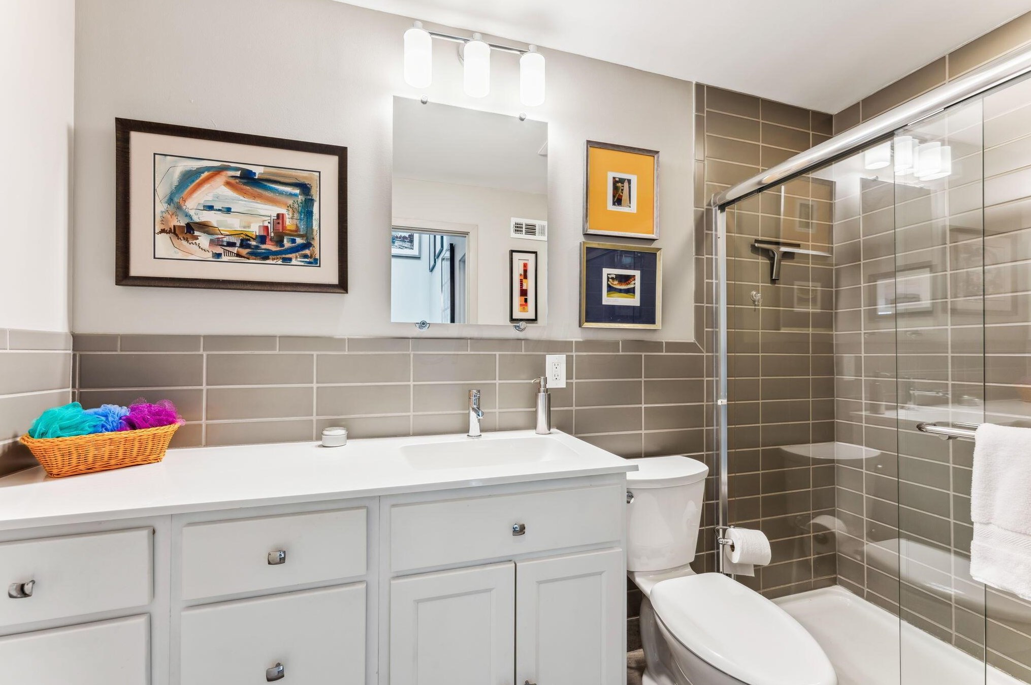 393 Library Park Ct, Columbus OH exterior