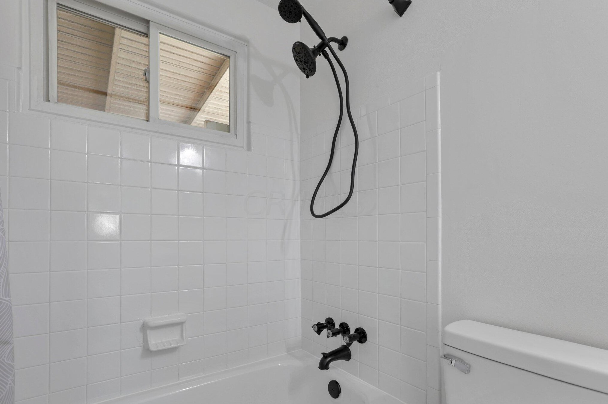 4702 Edinburgh Ln, Columbus OH 43229-5847 exterior