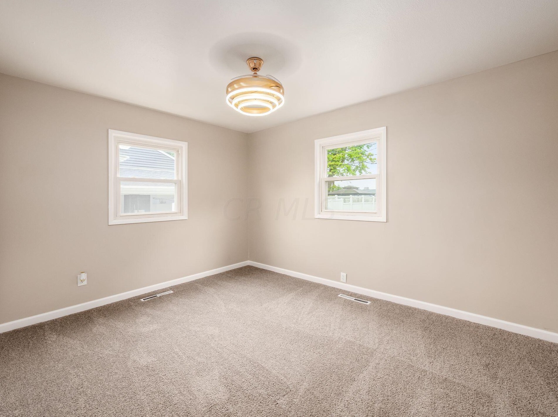 4636 Ludington Rd, Columbus OH 43227-1326 exterior