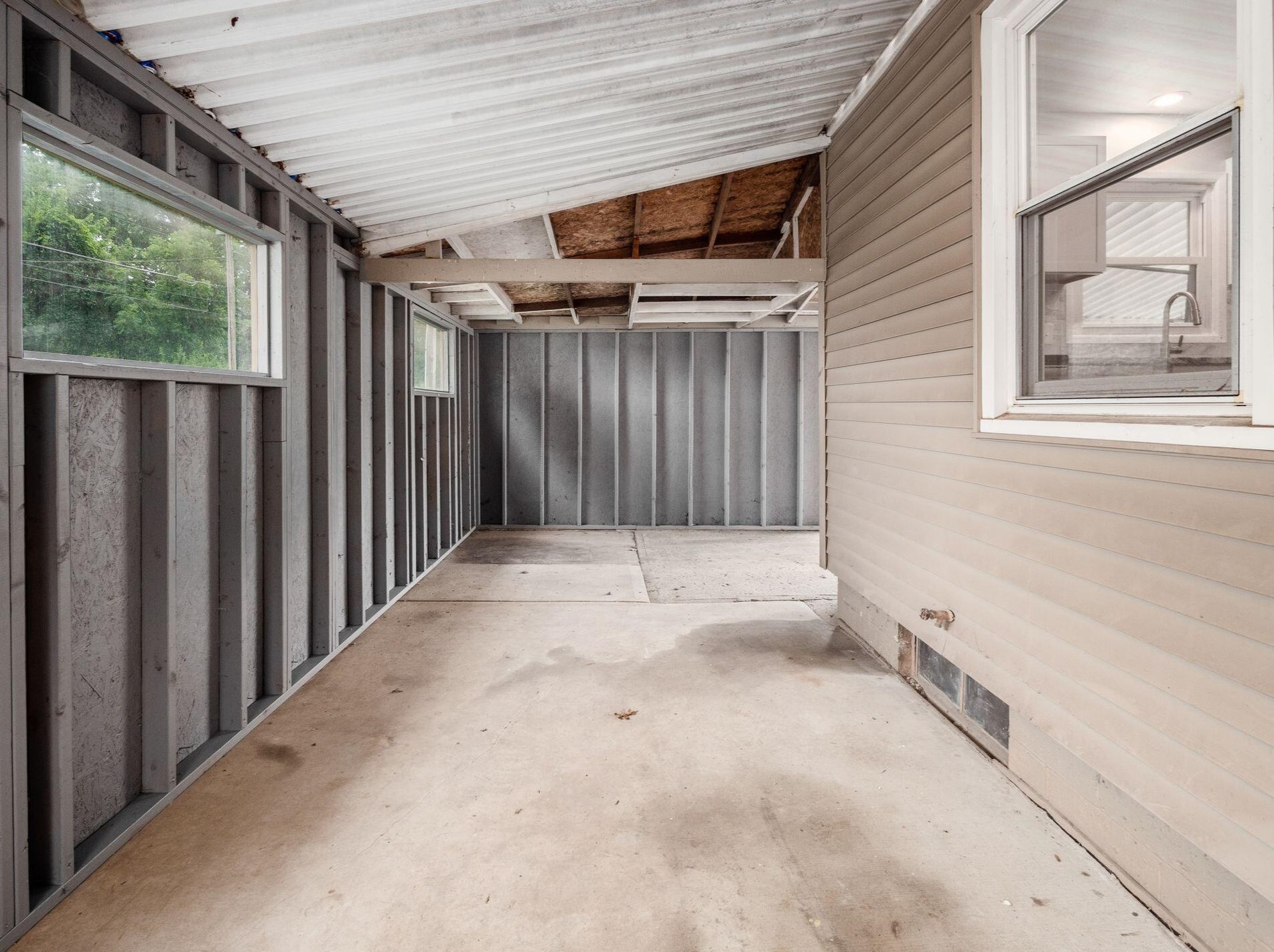 4636 Ludington Rd, Columbus OH 43227-1326 exterior