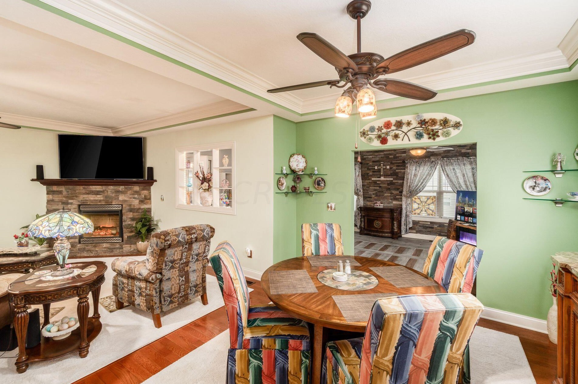 7563 Jenkins Dr, Cnl Wnchstr OH  43110-8381 exterior