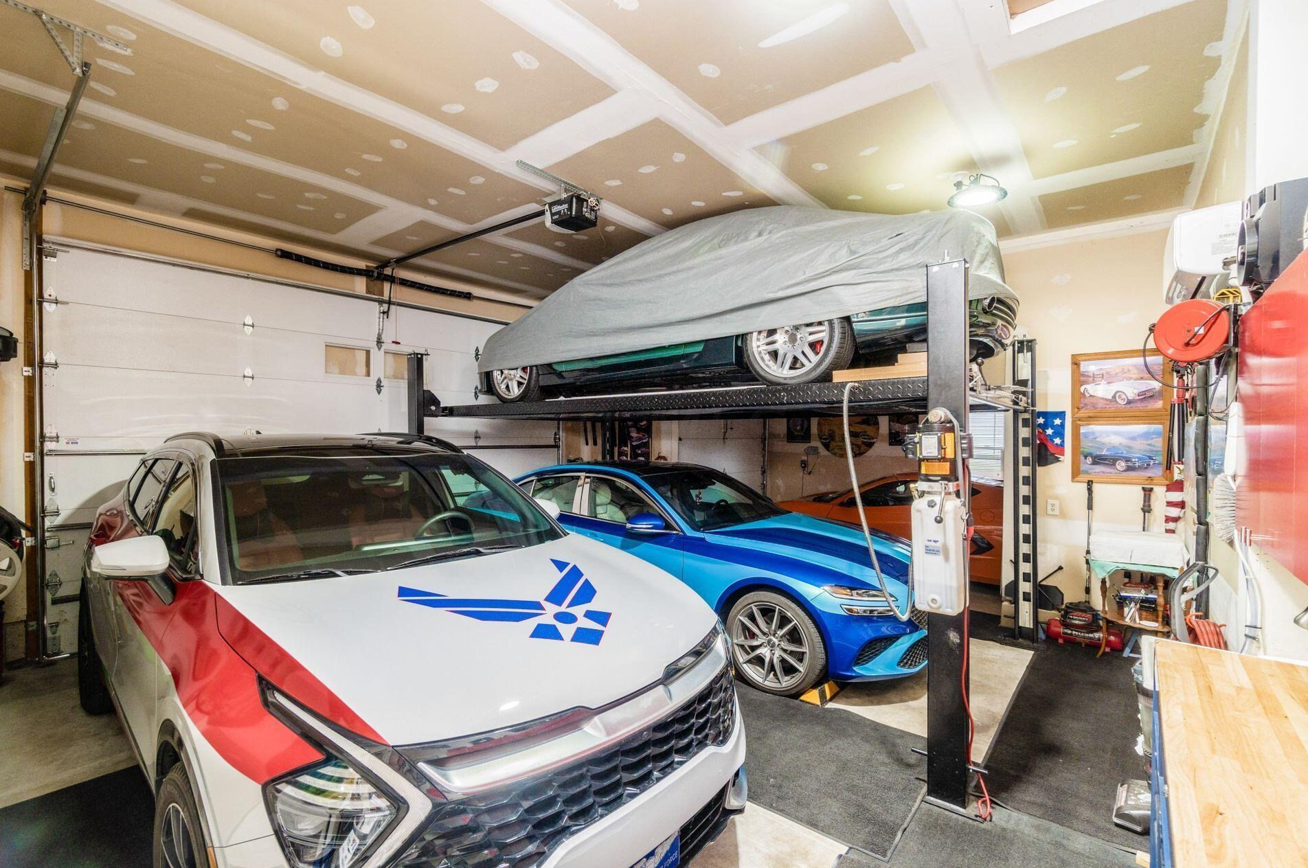 7563 Jenkins Dr, Cnl Wnchstr OH  43110-8381 exterior