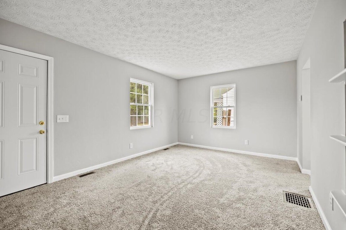 2818 Audubon Rd, Columbus OH 43211-1168 exterior