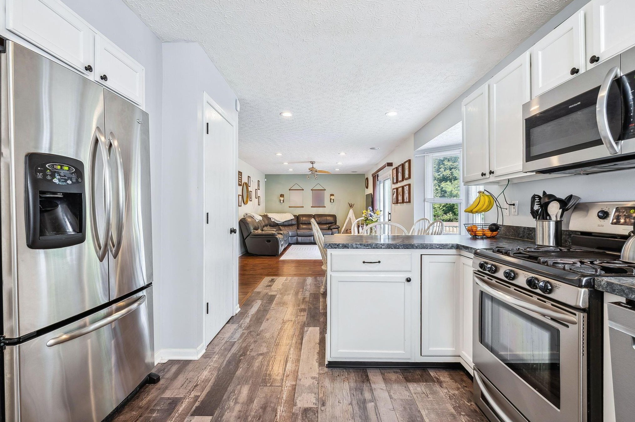 274 Chatterly Ln, Columbus OH 43207-5334 exterior