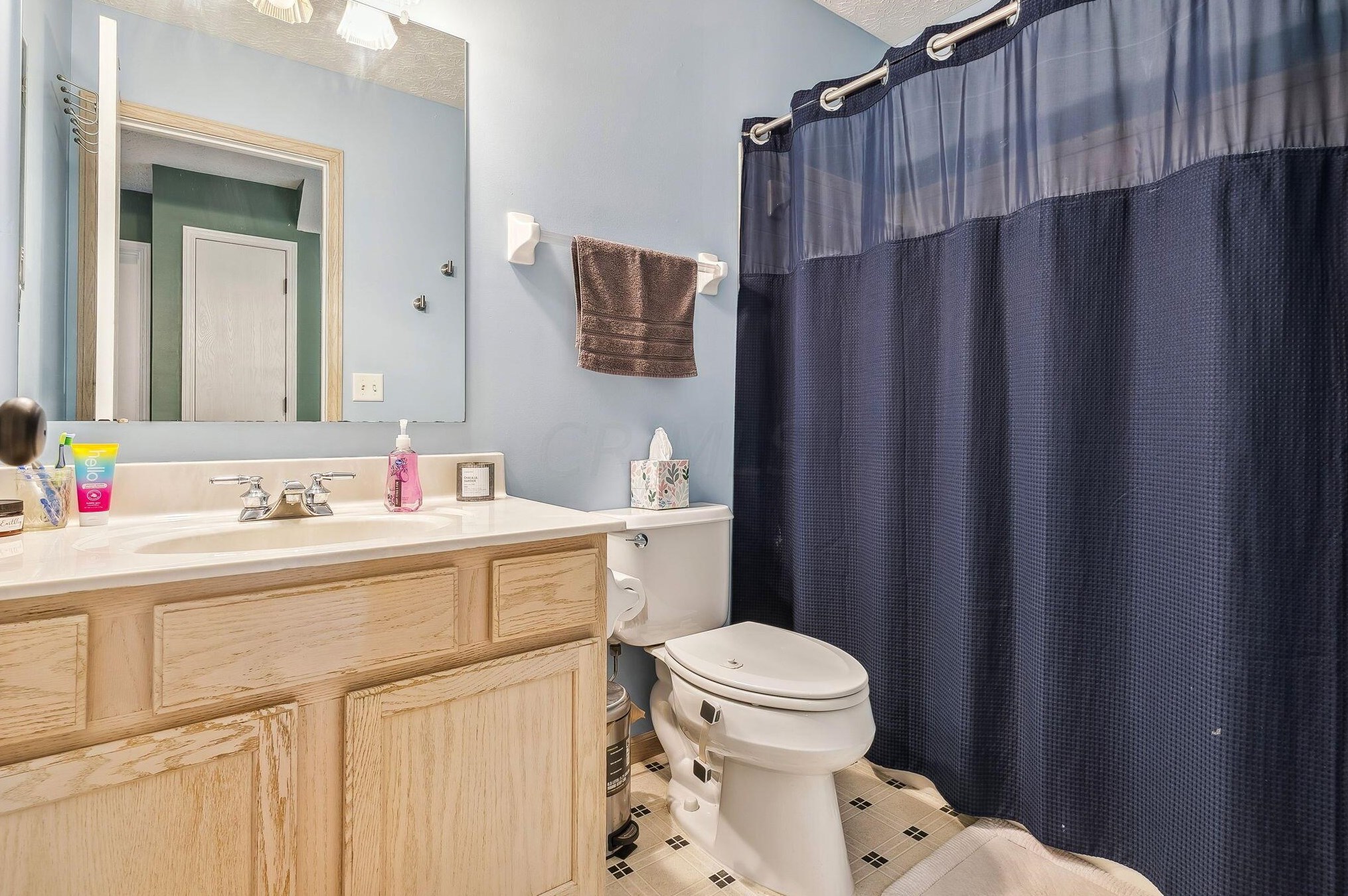 274 Chatterly Ln, Columbus OH 43207-5334 exterior