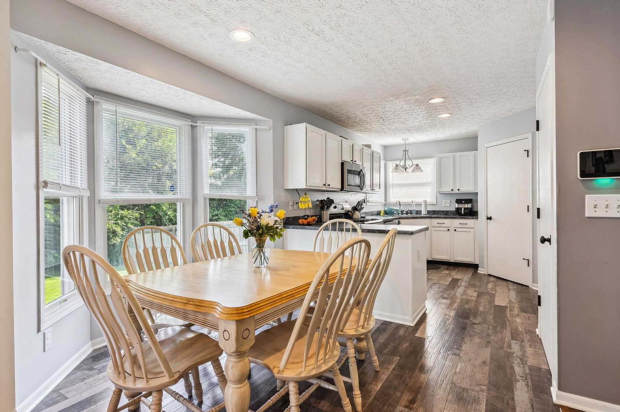 274 Chatterly Ln, Columbus OH 43207-5334 exterior