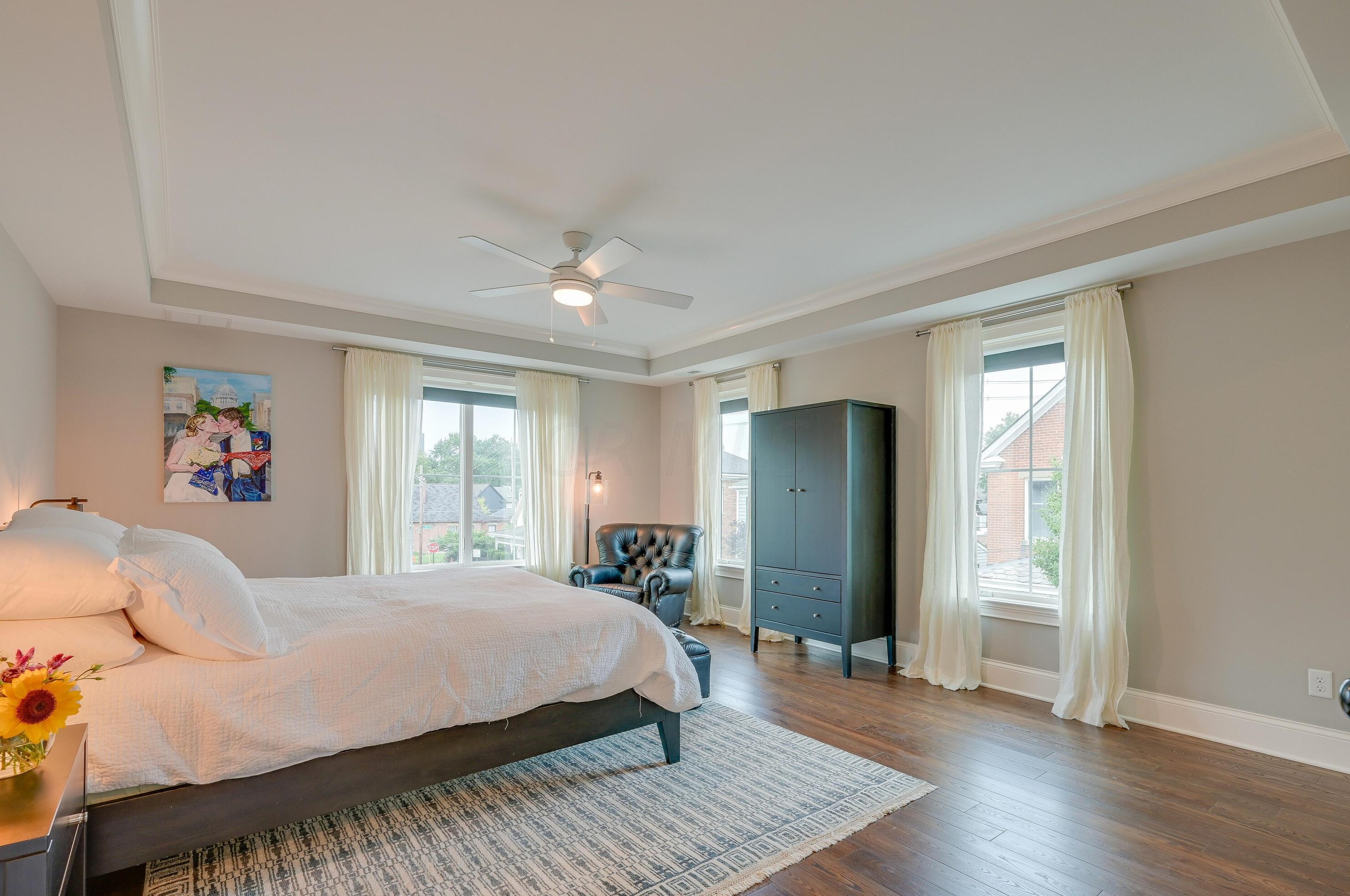 445 Beck St, Columbus OH 43215-5727 exterior