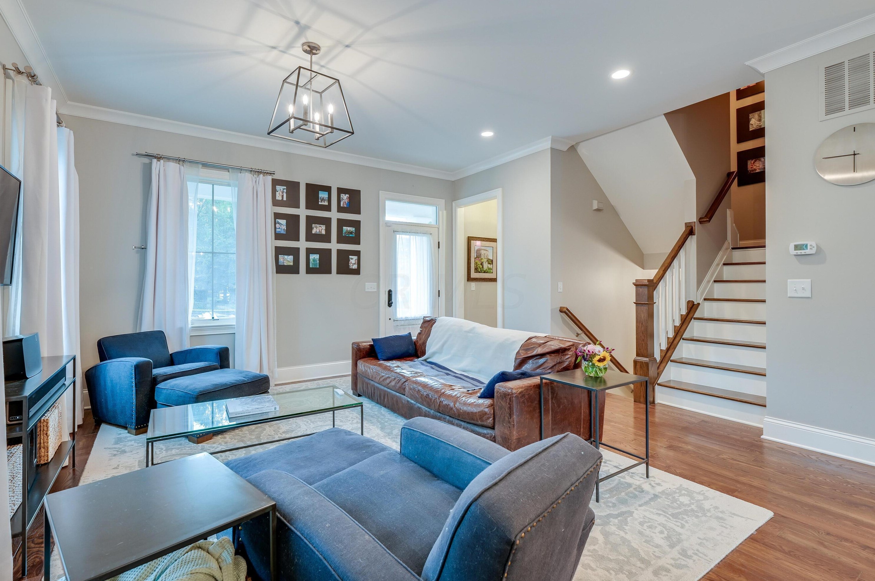 445 Beck St, Columbus OH 43215-5727 exterior