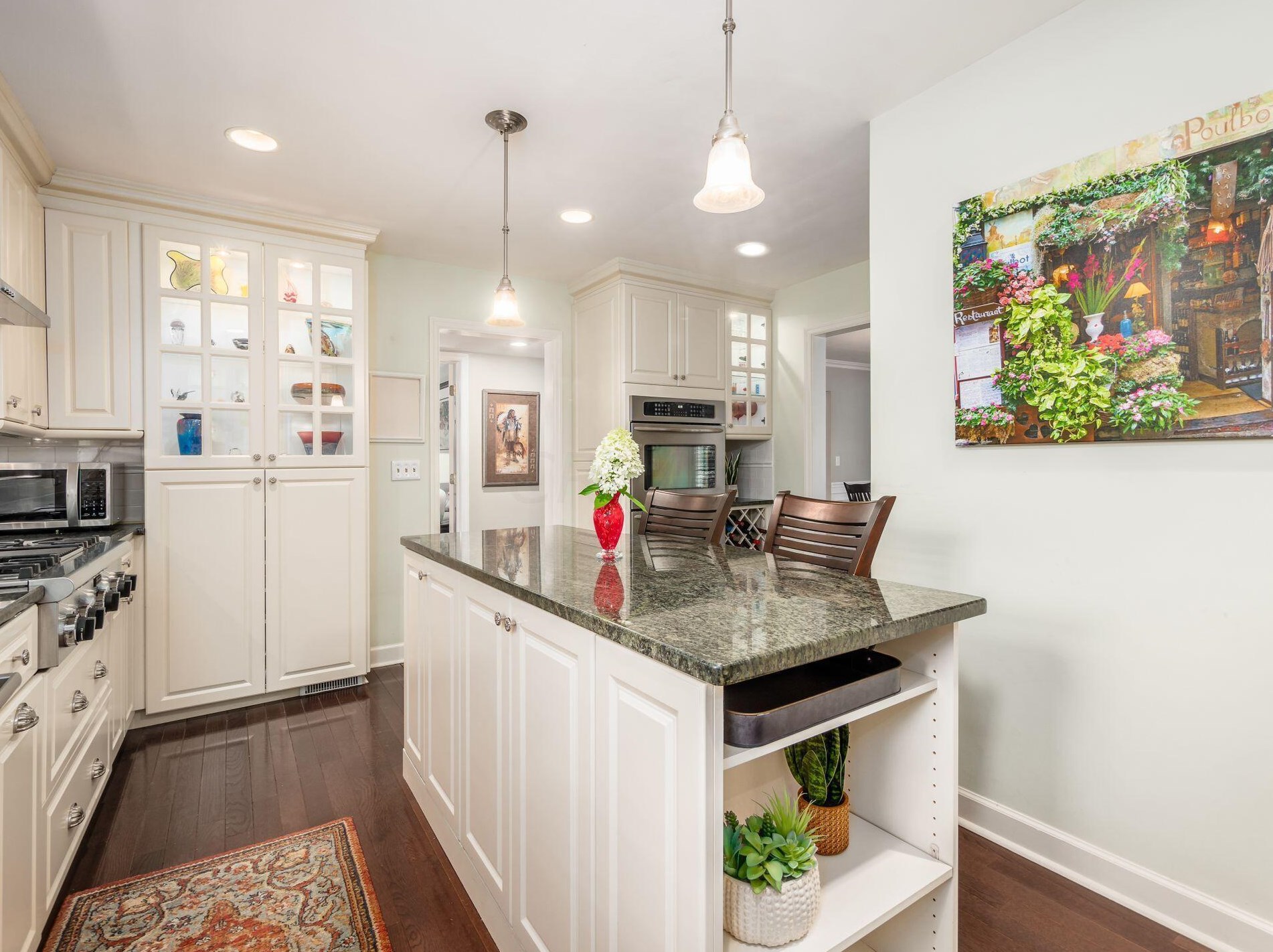 363 Kellner Rd, Columbus OH 43209-2266 exterior