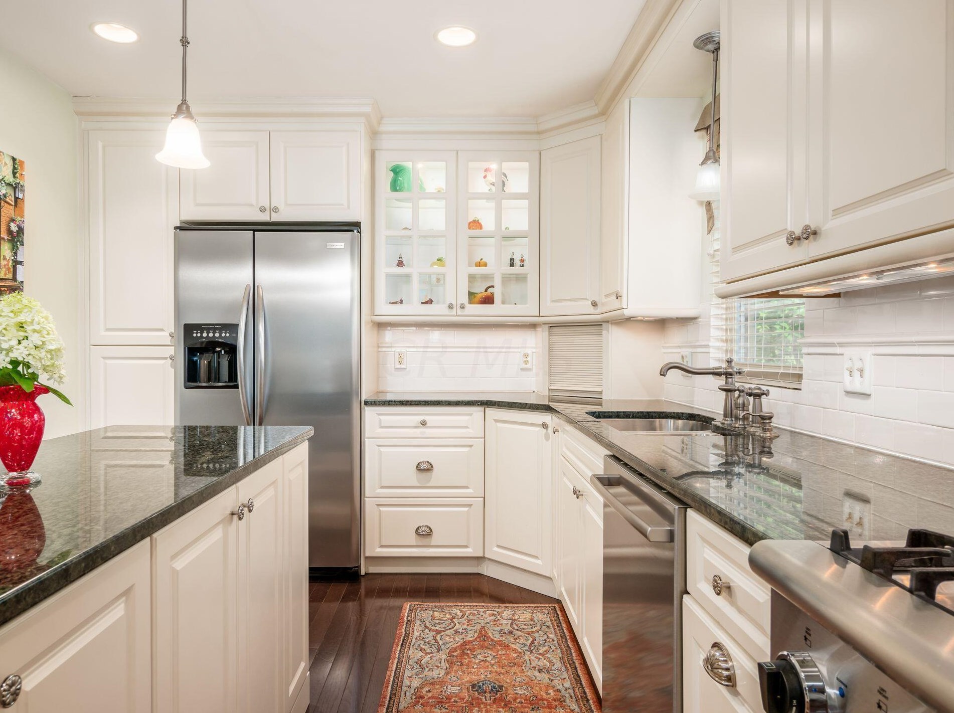 363 Kellner Rd, Columbus OH 43209-2266 exterior