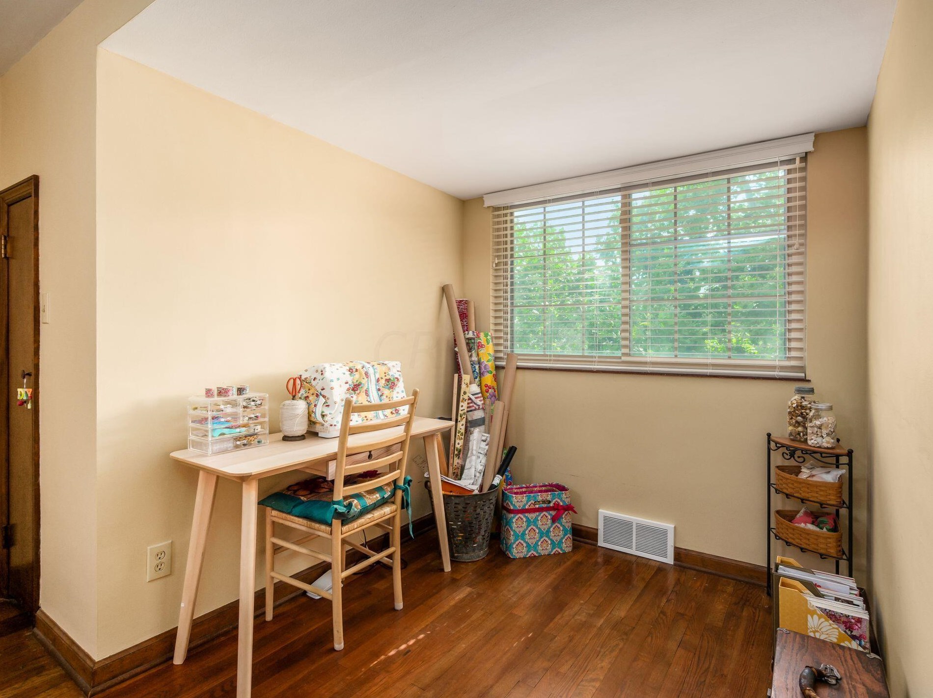 363 Kellner Rd, Columbus OH 43209-2266 exterior