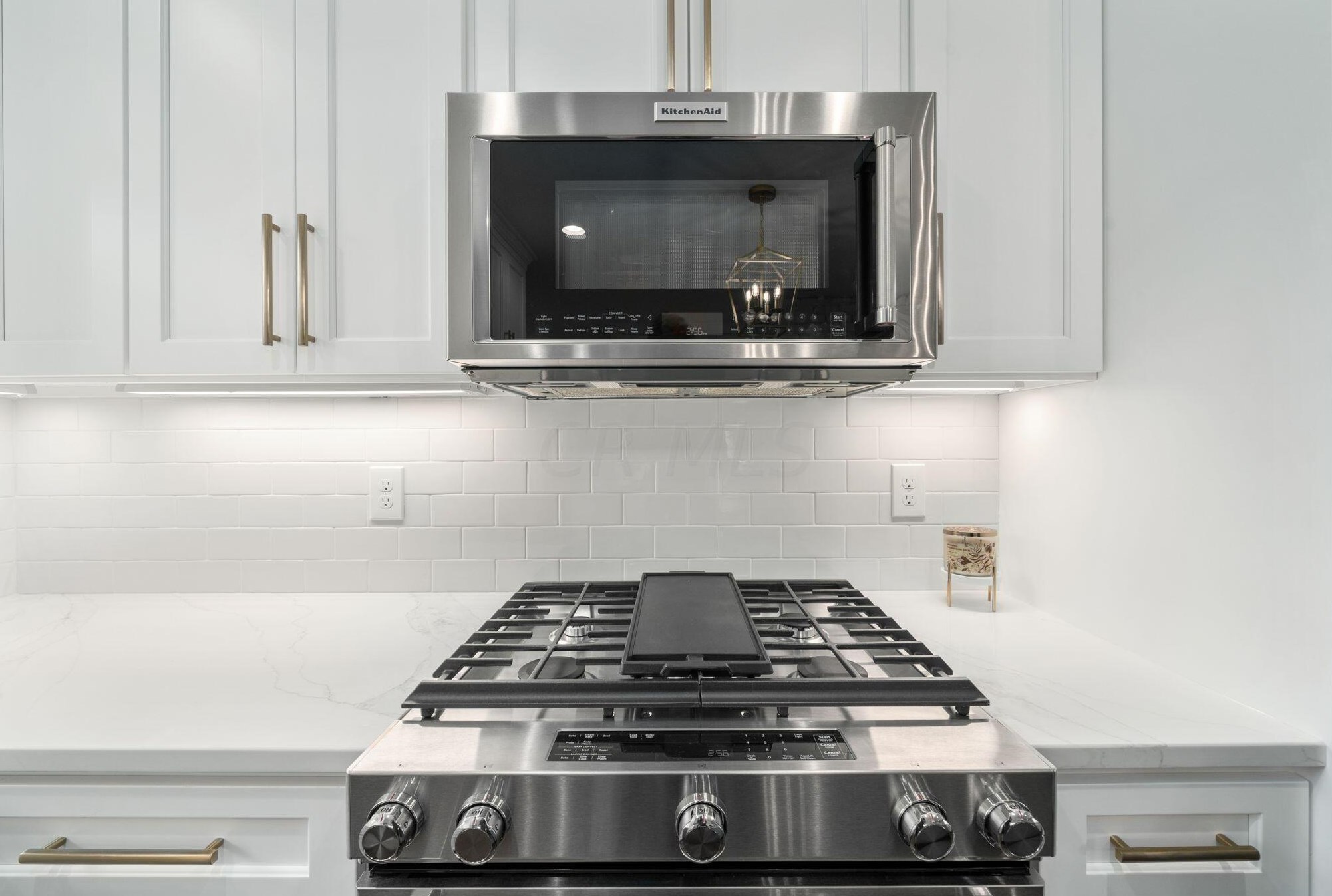 1994 Milden Rd, Columbus OH 43221-1939 exterior