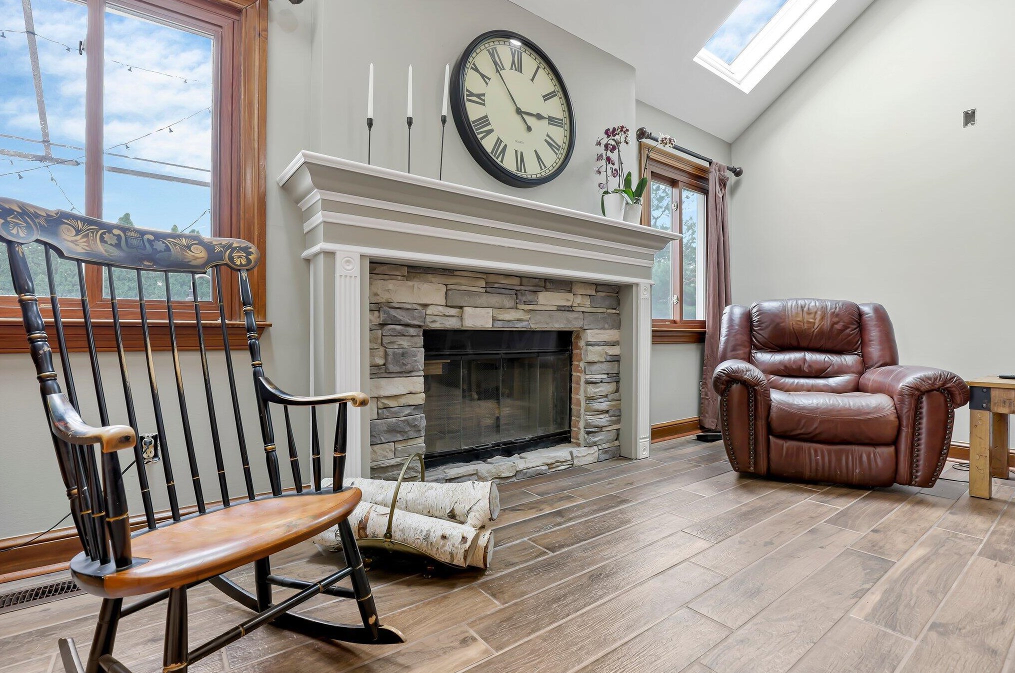 1032 Slate Rdg Dr, Cnl Wnchstr OH  43110-9341 exterior