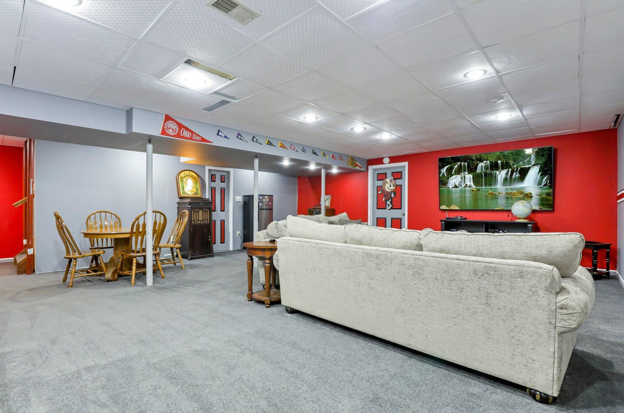 1032 Slate Rdg Dr, Cnl Wnchstr OH  43110-9341 exterior