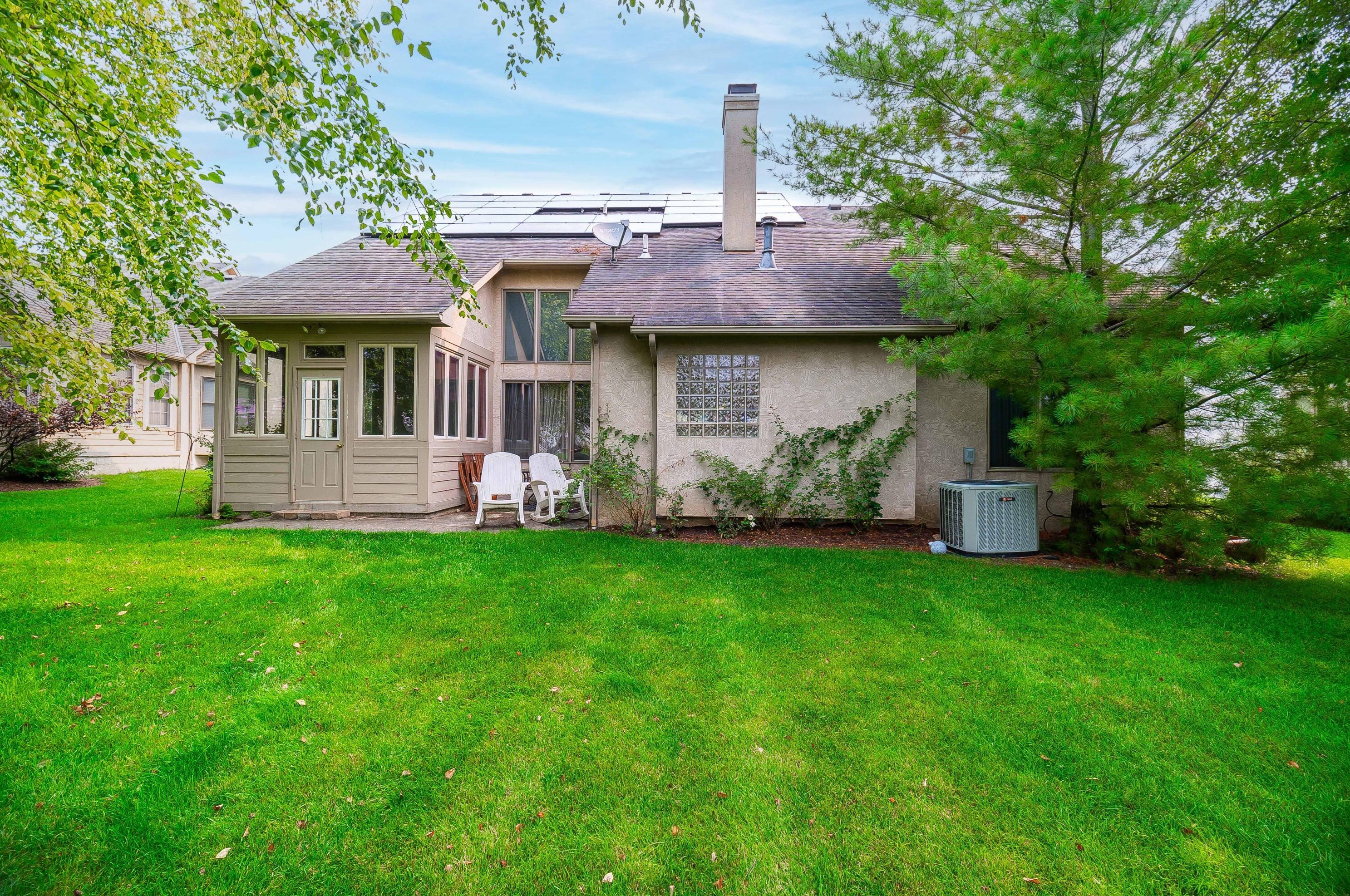 905 Augusta Glen Dr, Columbus OH 43235-5015 exterior