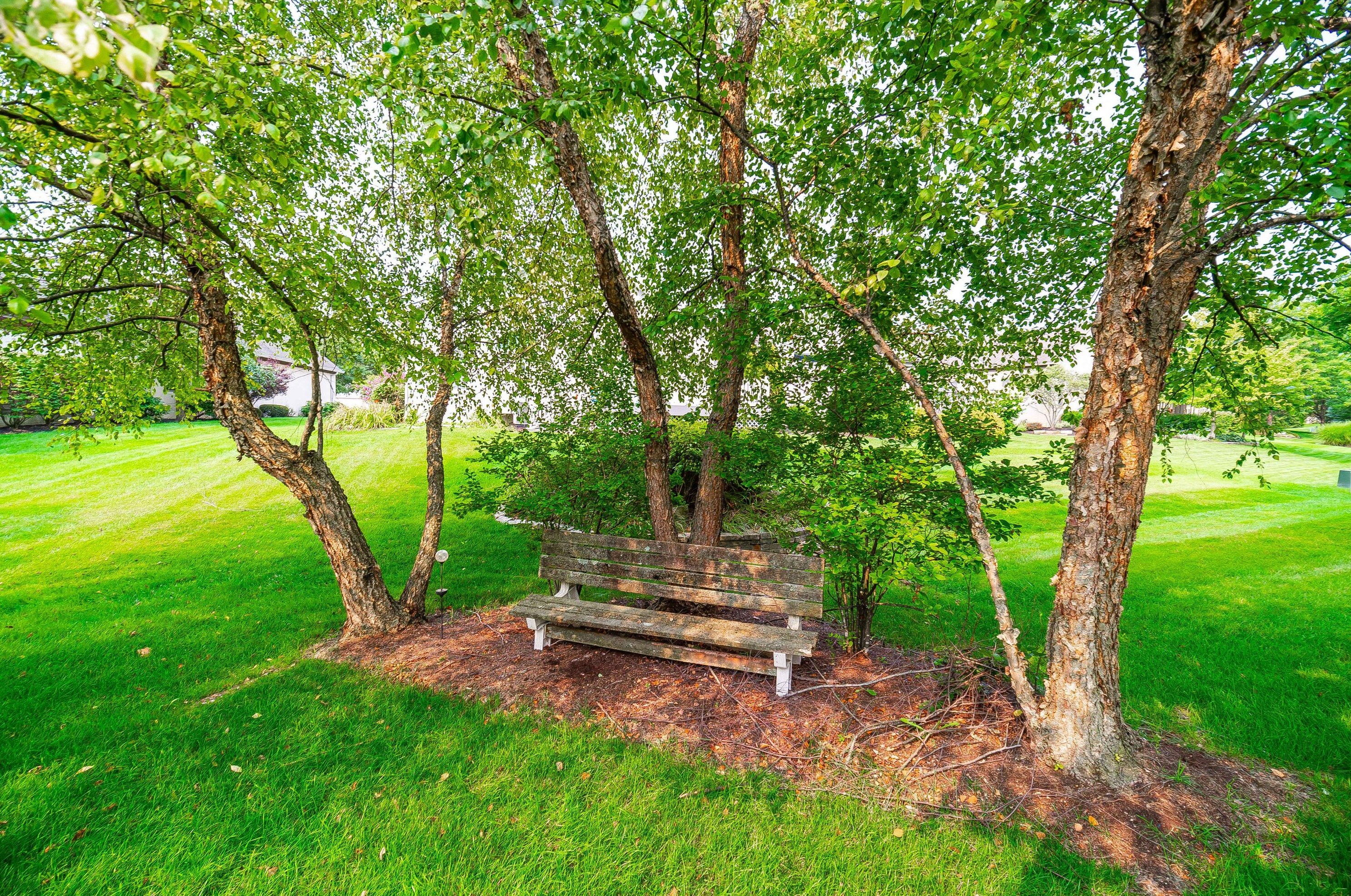 905 Augusta Glen Dr, Columbus OH 43235-5015 exterior