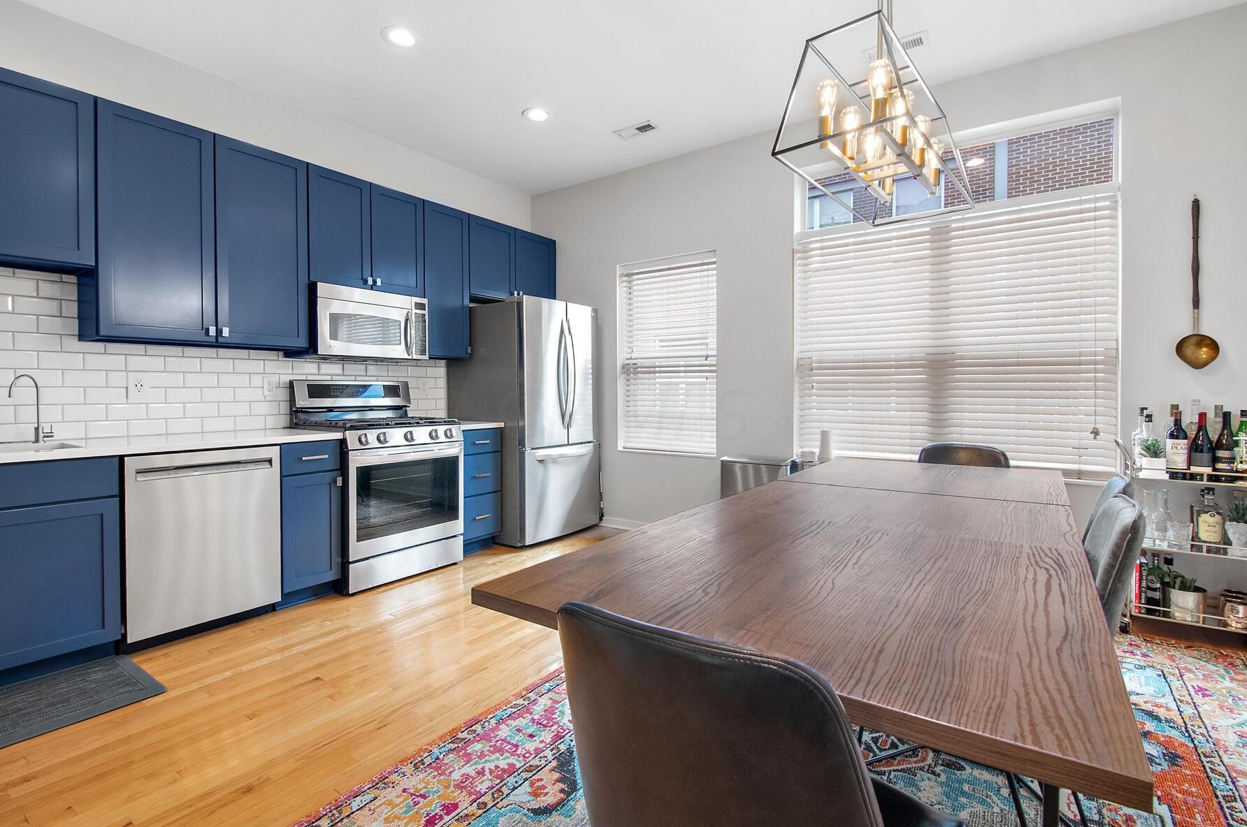 1013 Wall St, Columbus OH  43206-2560 exterior